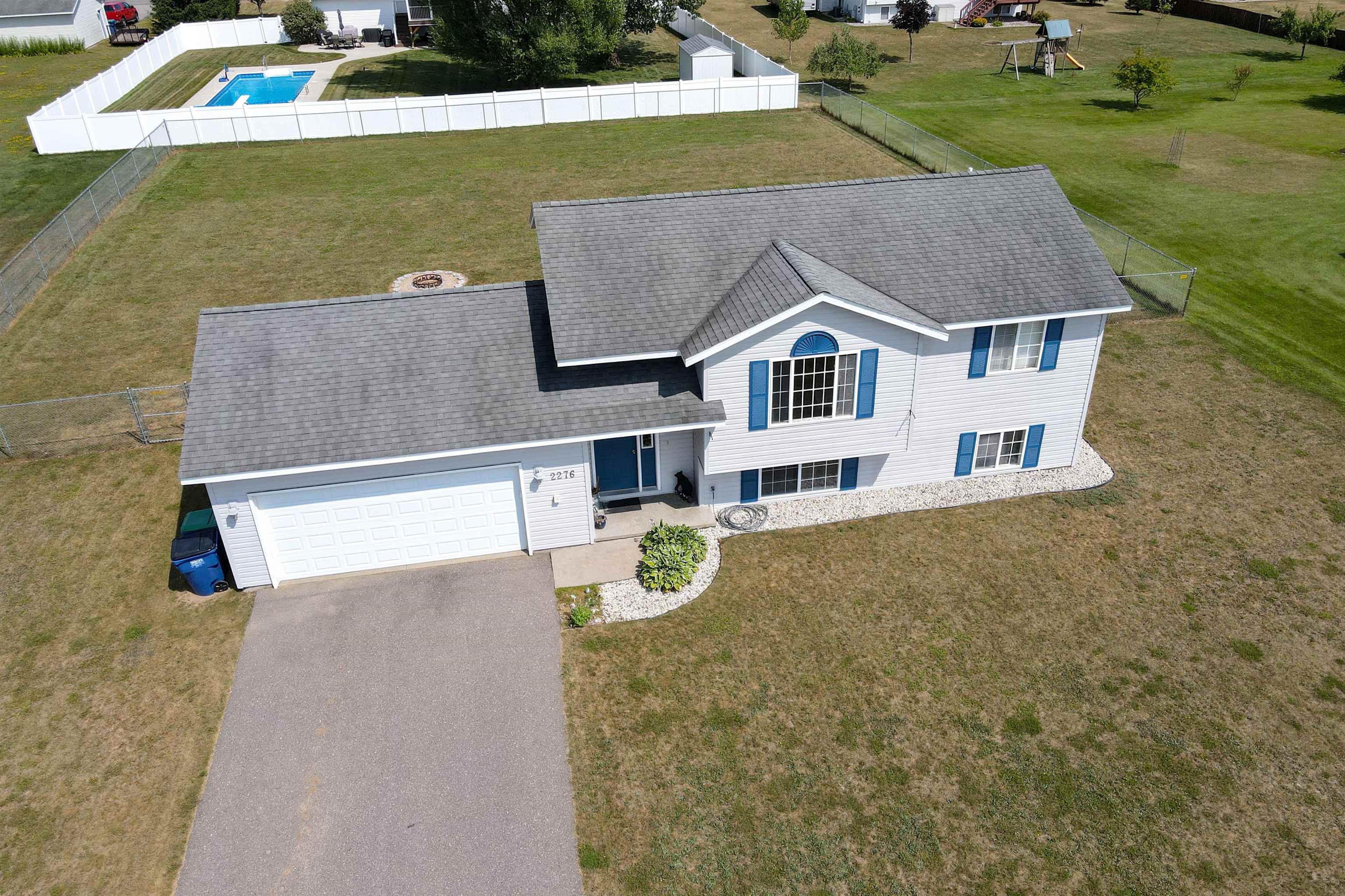 2276 CRYSTAL VIEW DRIVE, Kronenwetter, Wisconsin 54455, 3 Bedrooms Bedrooms, ,2 BathroomsBathrooms,Residential,For Sale,2276 CRYSTAL VIEW DRIVE,22603879
