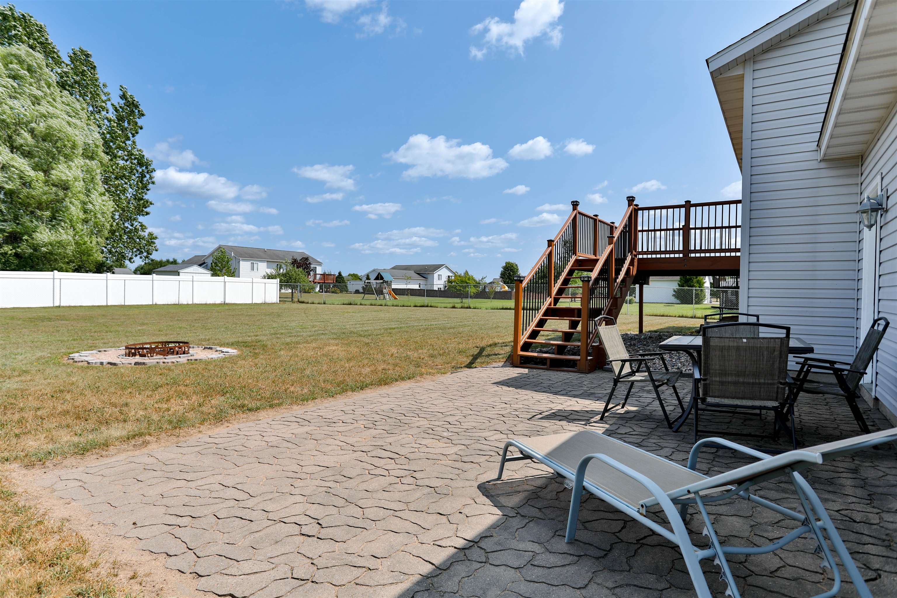 2276 CRYSTAL VIEW DRIVE, Kronenwetter, Wisconsin 54455, 3 Bedrooms Bedrooms, ,2 BathroomsBathrooms,Residential,For Sale,2276 CRYSTAL VIEW DRIVE,22603879