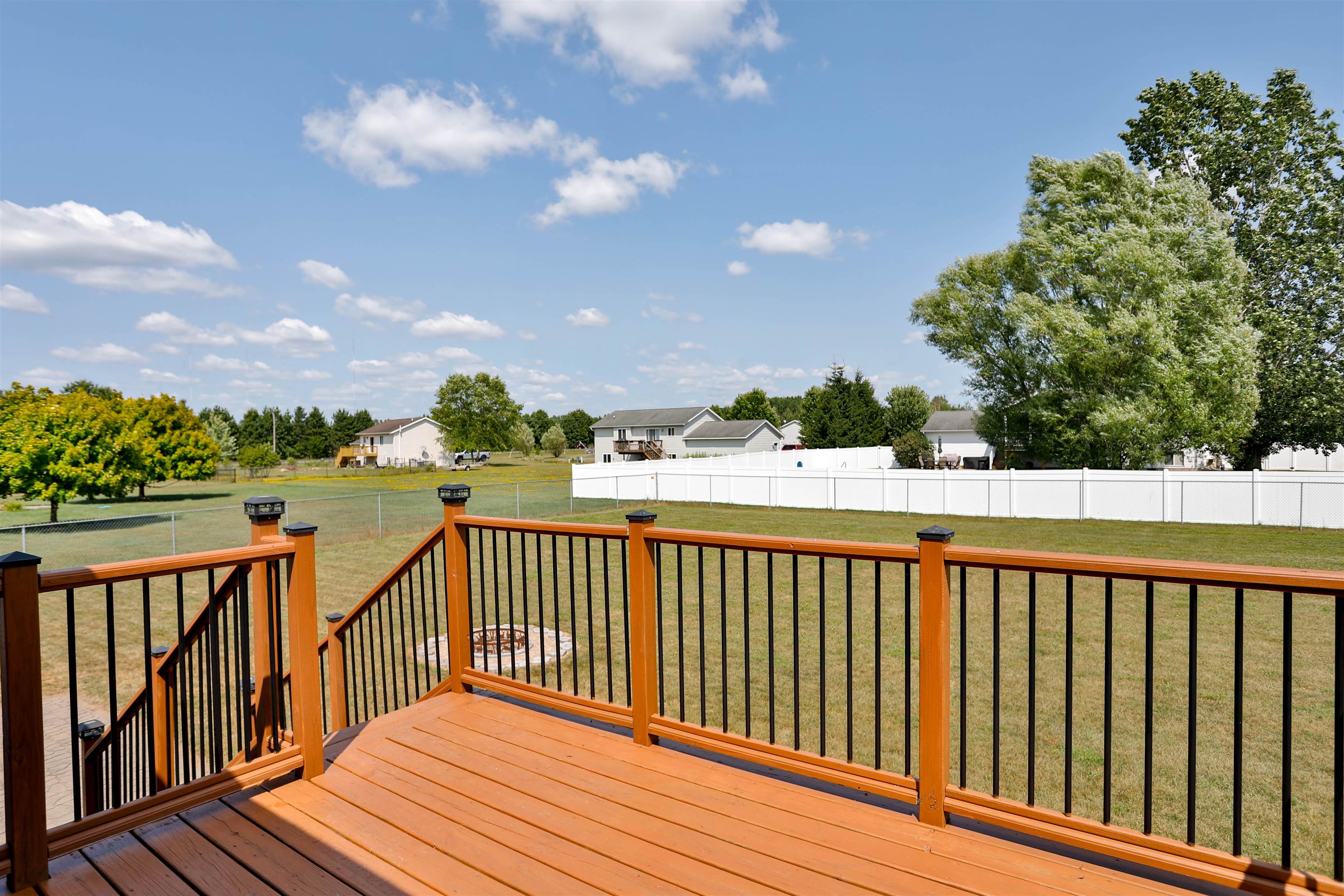 2276 CRYSTAL VIEW DRIVE, Kronenwetter, Wisconsin 54455, 3 Bedrooms Bedrooms, ,2 BathroomsBathrooms,Residential,For Sale,2276 CRYSTAL VIEW DRIVE,22603879