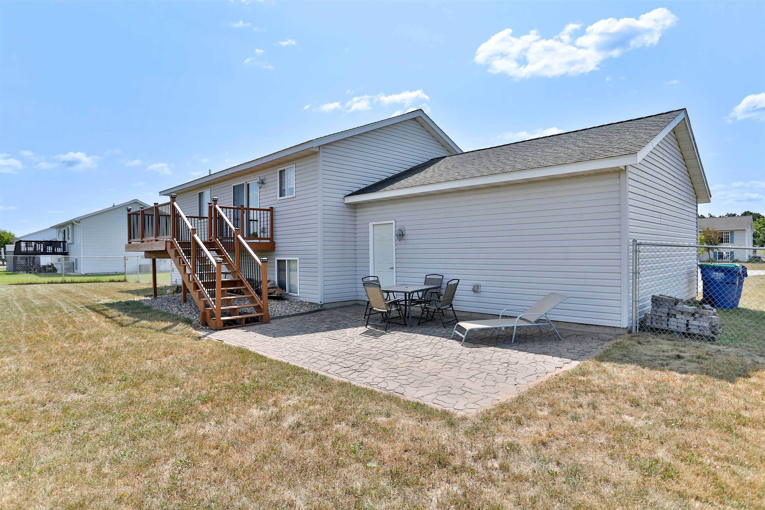 2276 CRYSTAL VIEW DRIVE, Kronenwetter, Wisconsin 54455, 3 Bedrooms Bedrooms, ,2 BathroomsBathrooms,Residential,For Sale,2276 CRYSTAL VIEW DRIVE,22603879