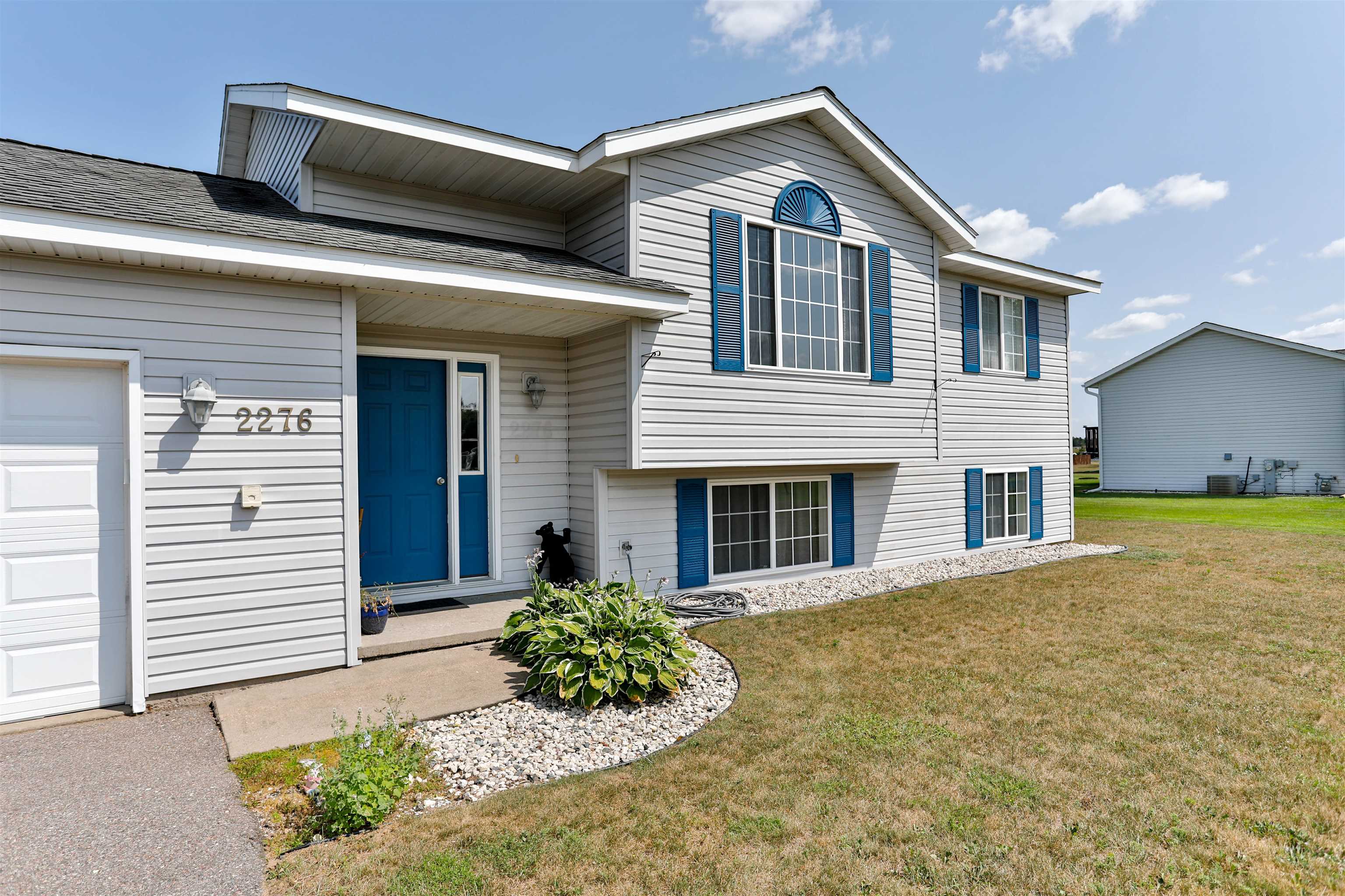 2276 CRYSTAL VIEW DRIVE, Kronenwetter, Wisconsin 54455, 3 Bedrooms Bedrooms, ,2 BathroomsBathrooms,Residential,For Sale,2276 CRYSTAL VIEW DRIVE,22603879