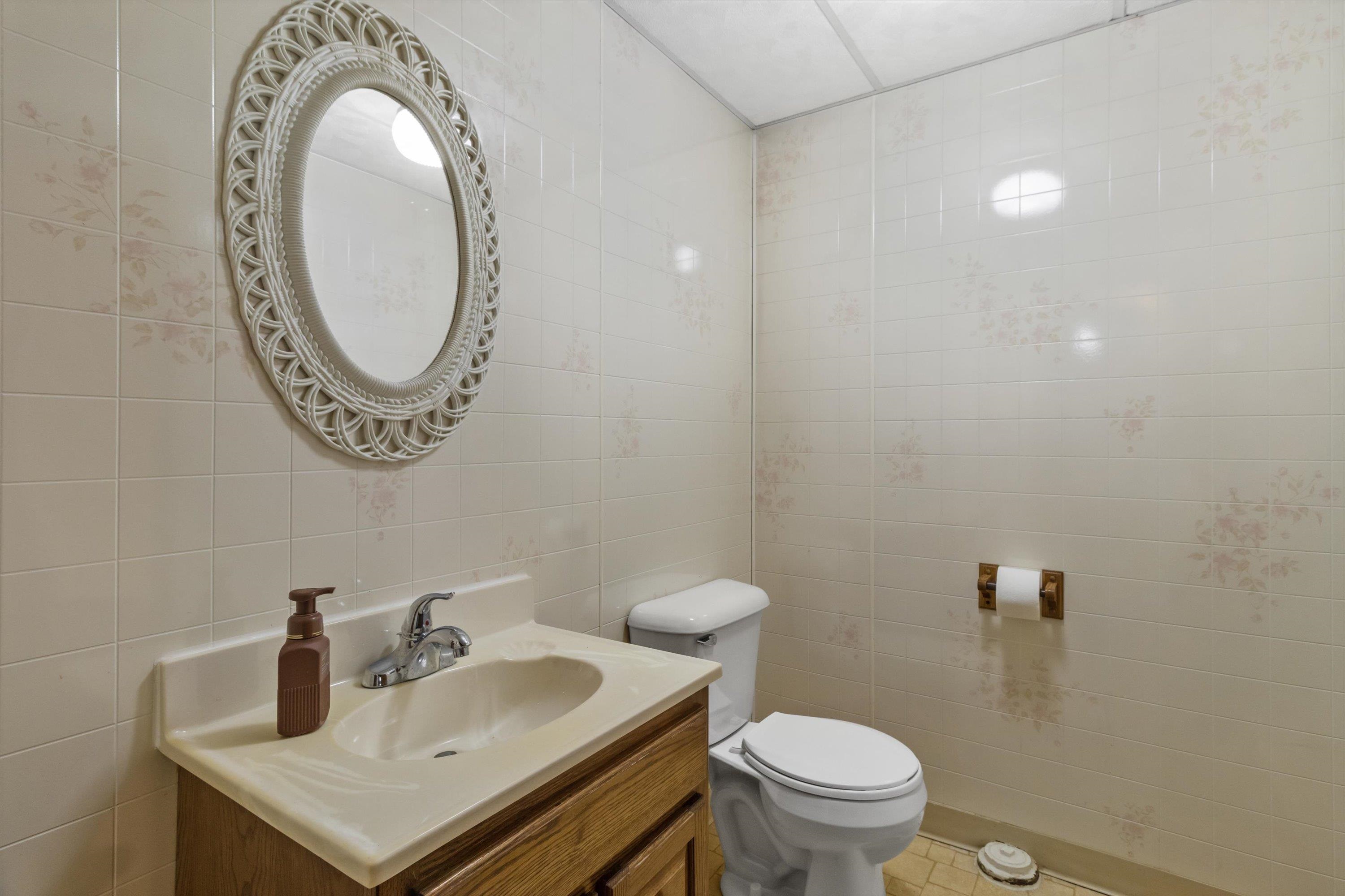 1011 HEINDL LANE, Marathon, Wisconsin 54448, 3 Bedrooms Bedrooms, ,1 BathroomBathrooms,Residential,For Sale,1011 HEINDL LANE,22603883