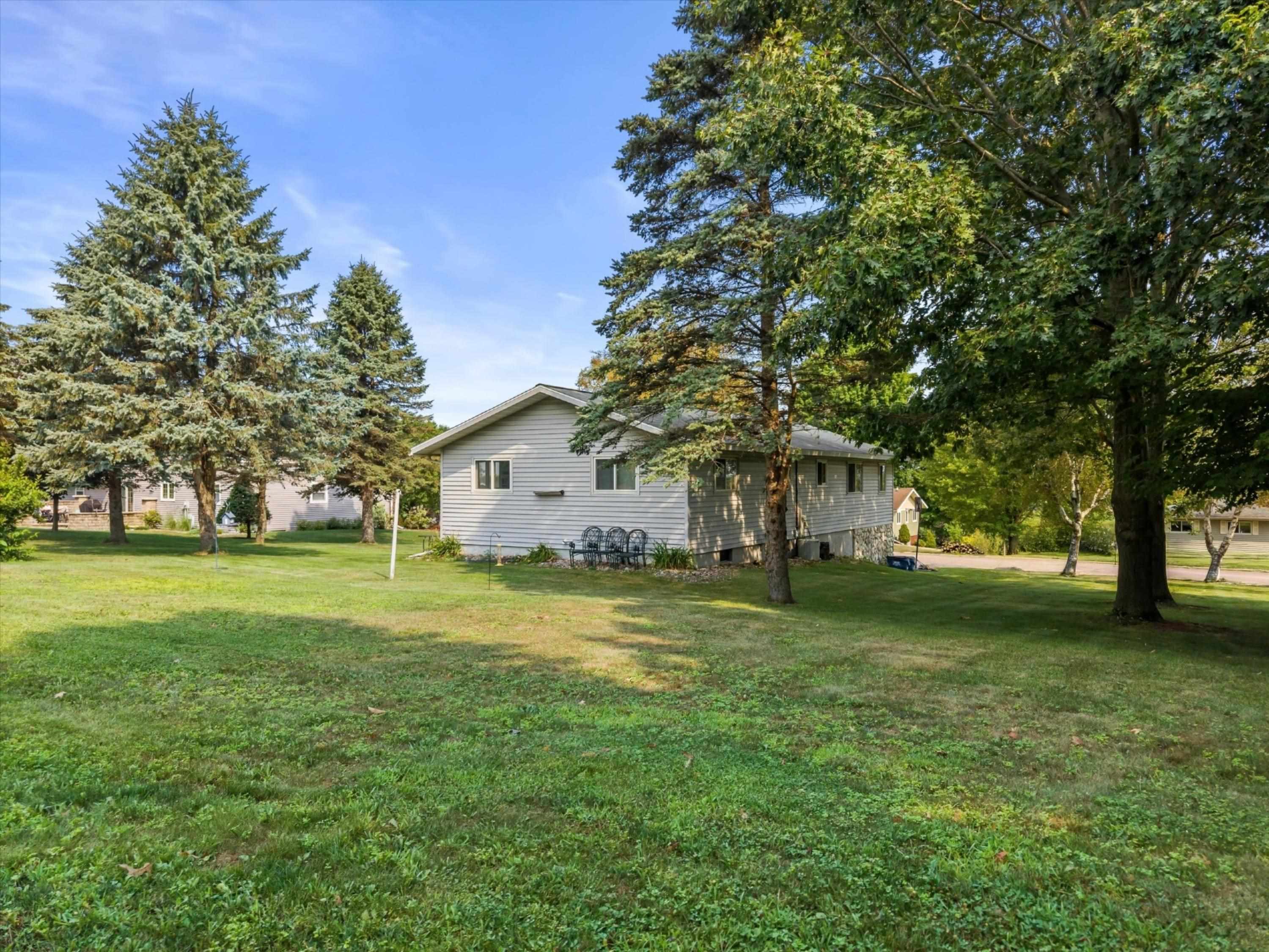 1011 HEINDL LANE, Marathon, Wisconsin 54448, 3 Bedrooms Bedrooms, ,1 BathroomBathrooms,Residential,For Sale,1011 HEINDL LANE,22603883