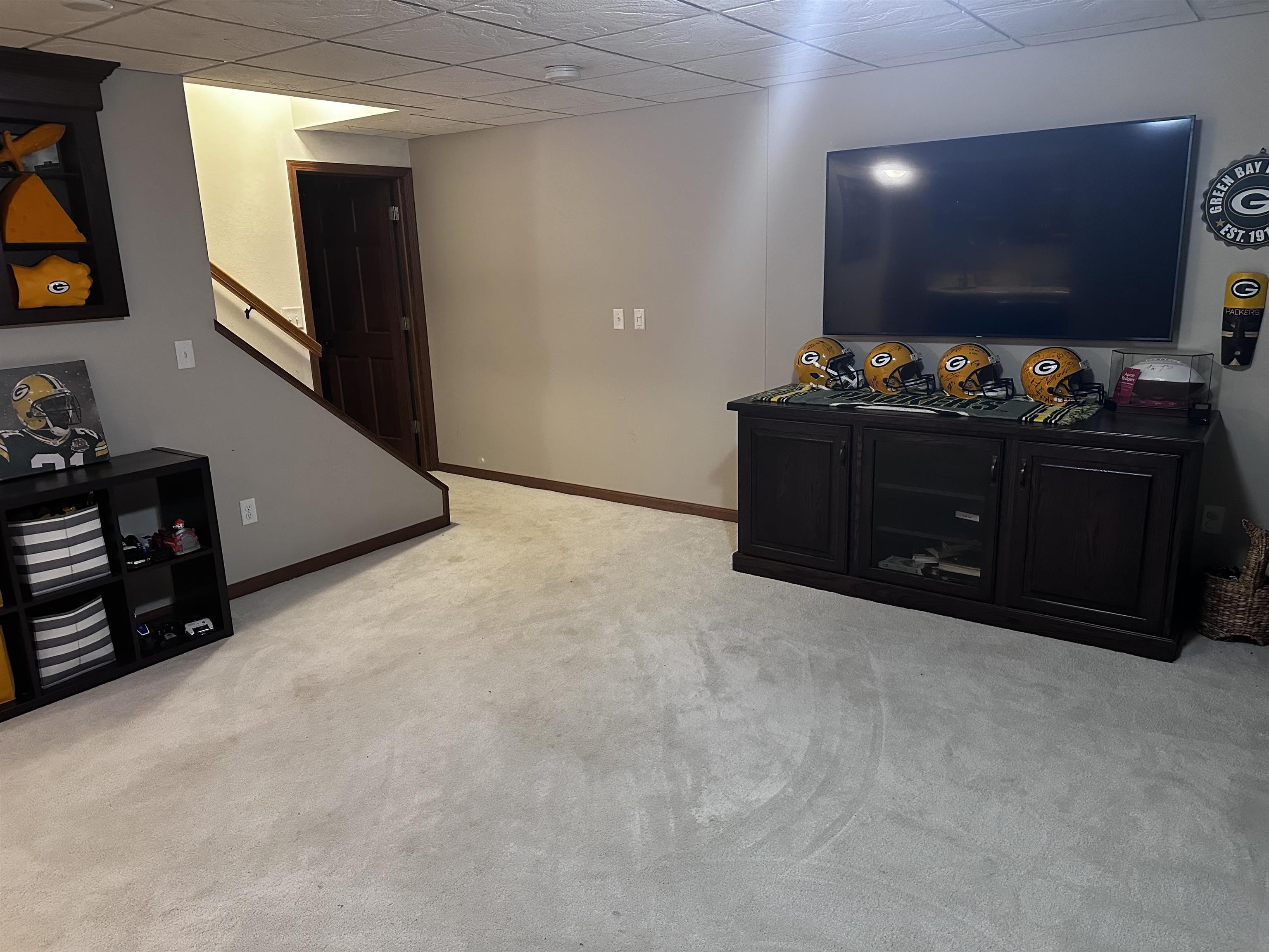 223103 Loganberry Court