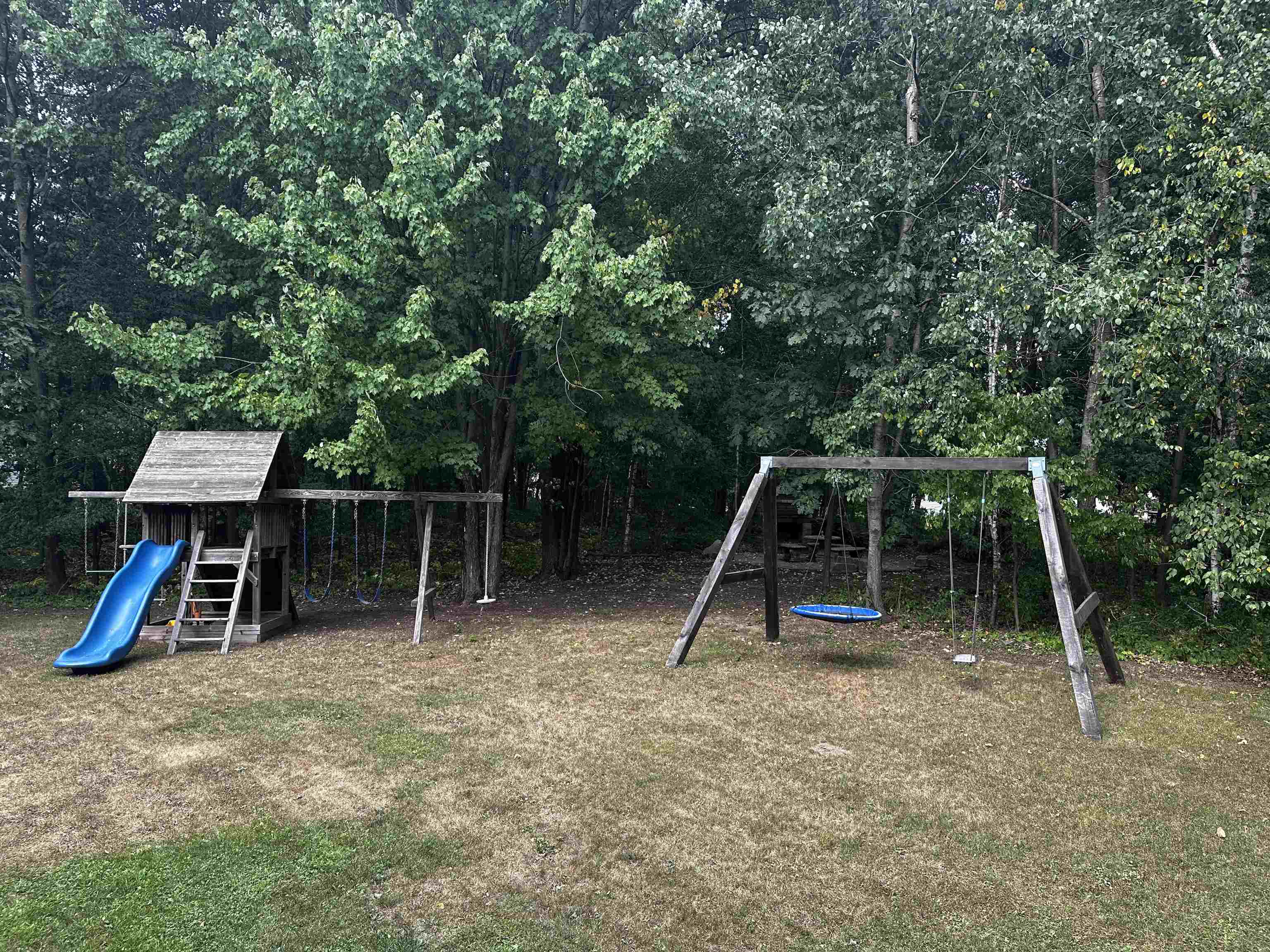 223103 Loganberry Court