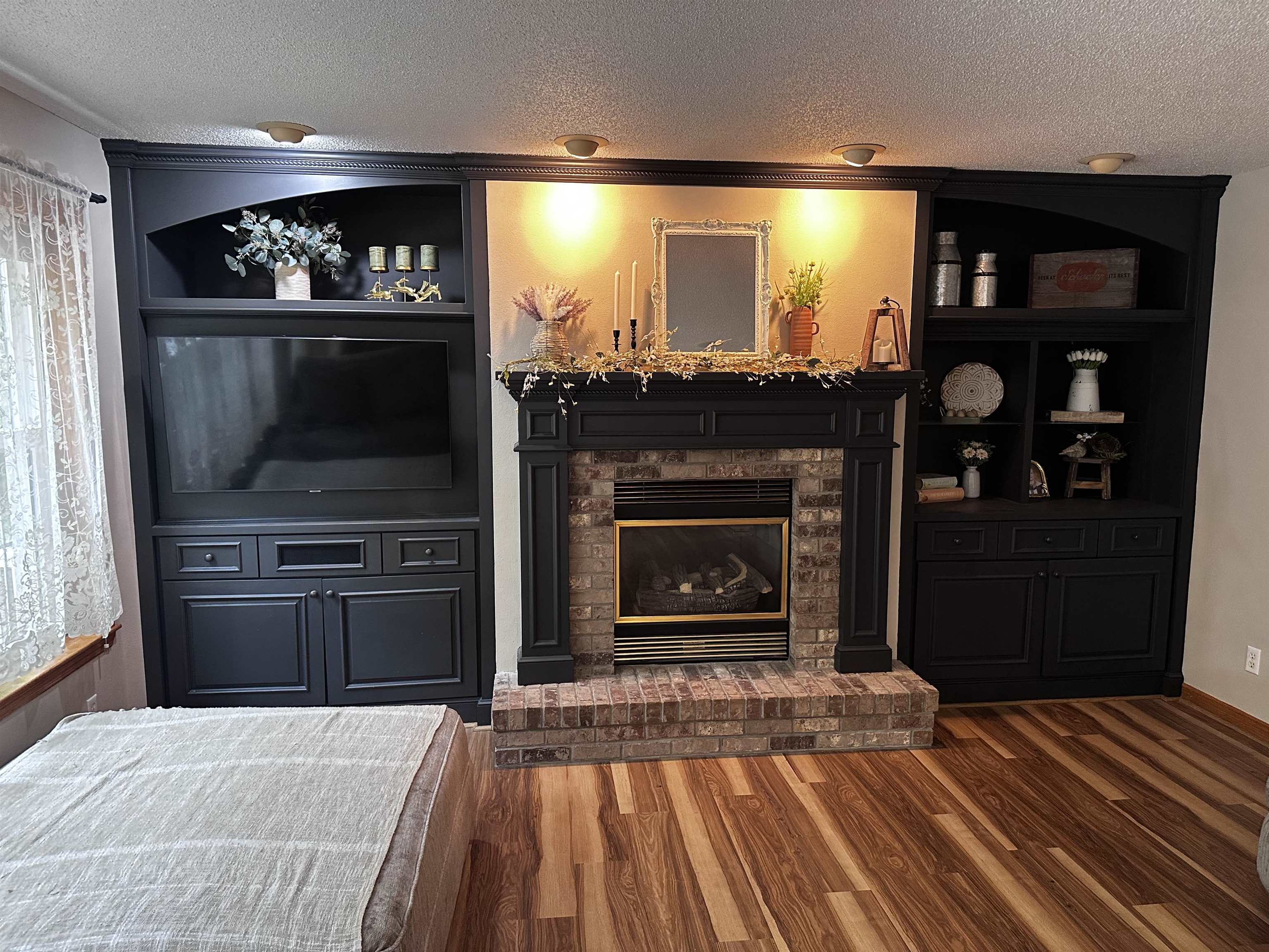 223103 Loganberry Court