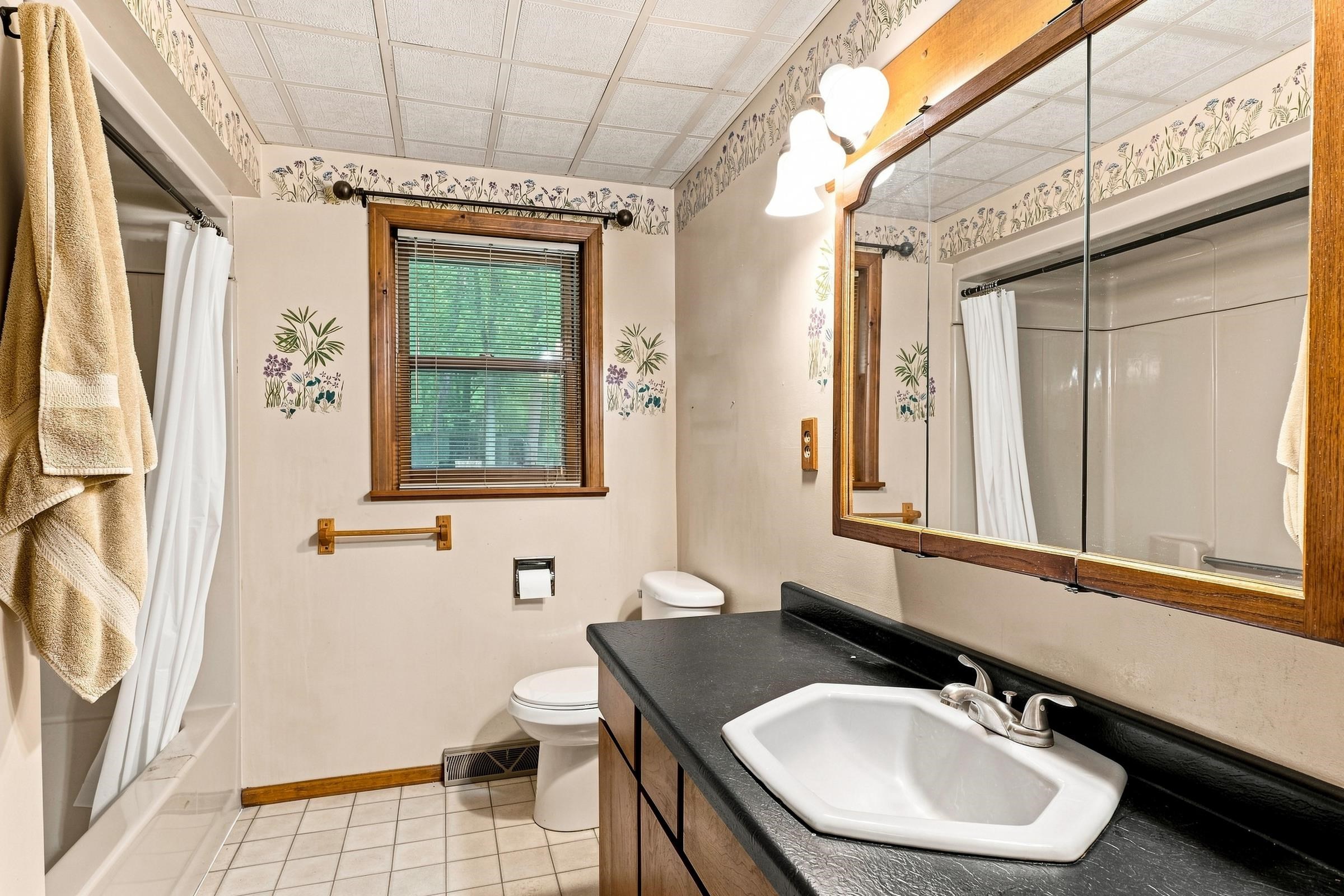 3930 COUNTY ROAD Y, Custer, Wisconsin 54423, 3 Bedrooms Bedrooms, ,2 BathroomsBathrooms,Residential,For Sale,3930 COUNTY ROAD Y,22603889