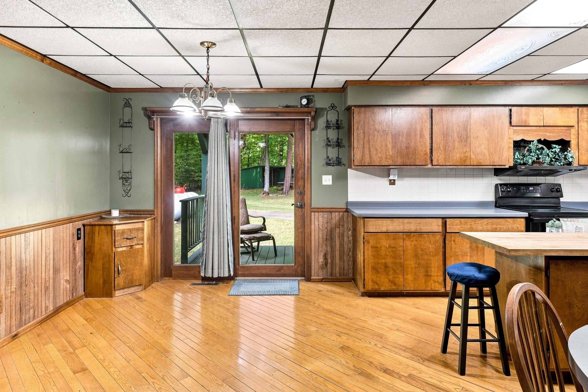 3930 COUNTY ROAD Y, Custer, Wisconsin 54423, 3 Bedrooms Bedrooms, ,2 BathroomsBathrooms,Residential,For Sale,3930 COUNTY ROAD Y,22603889