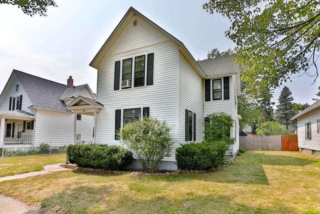 918 S 4TH AVENUE, Wausau, Wisconsin 54401, 1 Bedroom Bedrooms, 4 Rooms Rooms,1 BathroomBathrooms,Multi-family,For Sale,918 S 4TH AVENUE,22603890