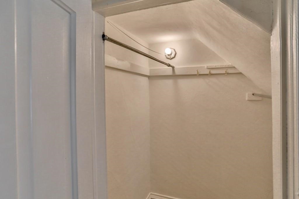 918 S 4TH AVENUE, Wausau, Wisconsin 54401, 1 Bedroom Bedrooms, 4 Rooms Rooms,1 BathroomBathrooms,Multi-family,For Sale,918 S 4TH AVENUE,22603890