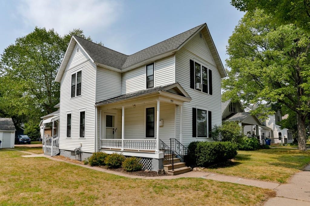 918 S 4TH AVENUE, Wausau, Wisconsin 54401, 1 Bedroom Bedrooms, 4 Rooms Rooms,1 BathroomBathrooms,Multi-family,For Sale,918 S 4TH AVENUE,22603890