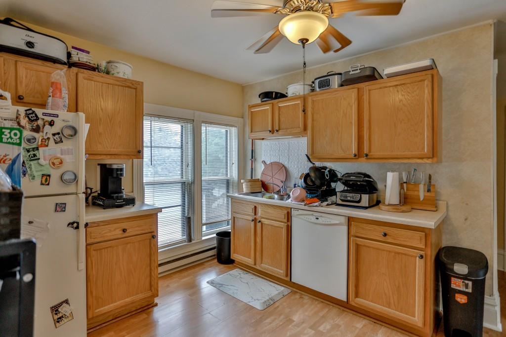 918 S 4TH AVENUE, Wausau, Wisconsin 54401, 1 Bedroom Bedrooms, 4 Rooms Rooms,1 BathroomBathrooms,Multi-family,For Sale,918 S 4TH AVENUE,22603890