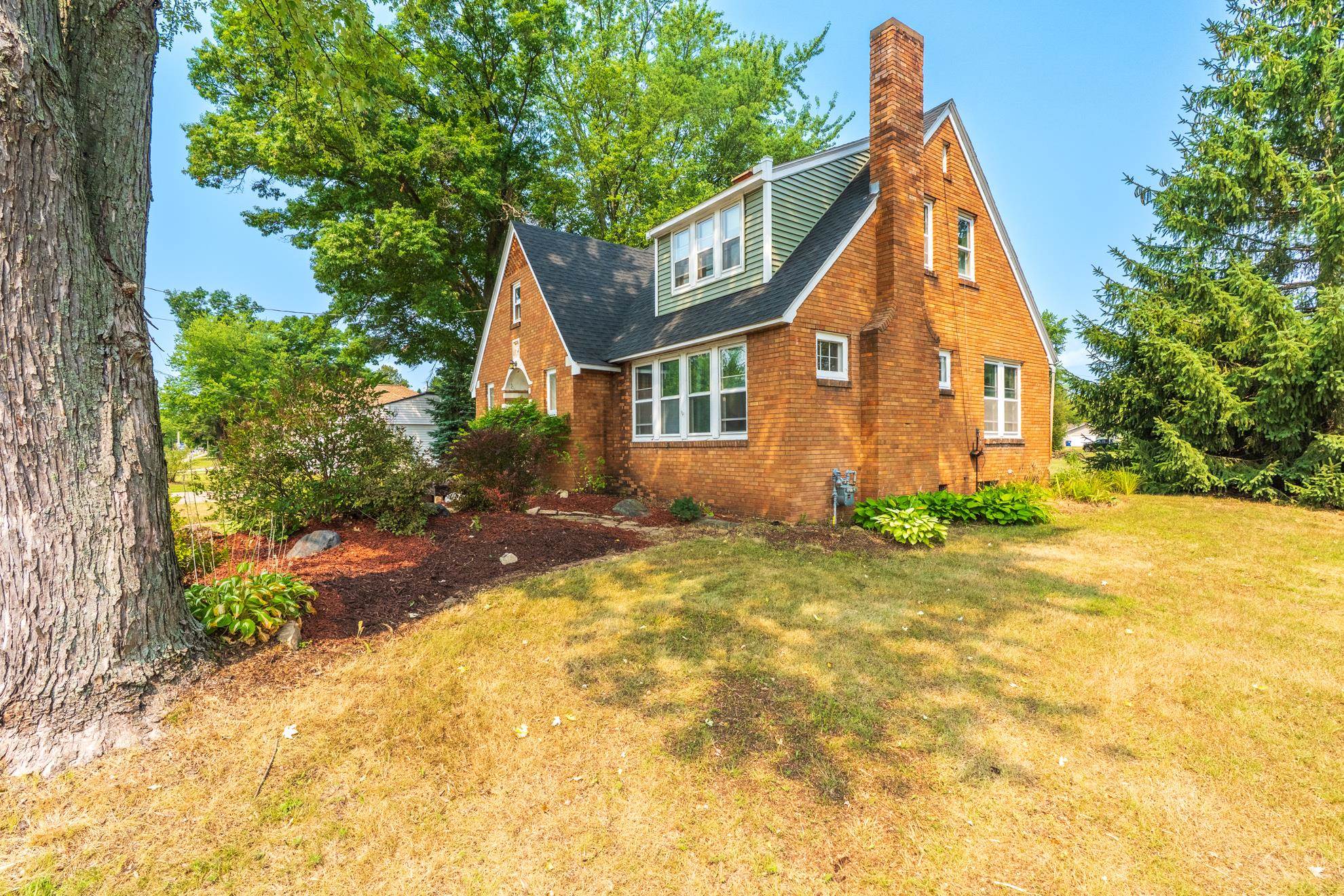 813 WESTERN AVENUE, Mosinee, Wisconsin 54455, 3 Bedrooms Bedrooms, ,1 BathroomBathrooms,Residential,For Sale,813 WESTERN AVENUE,22603892