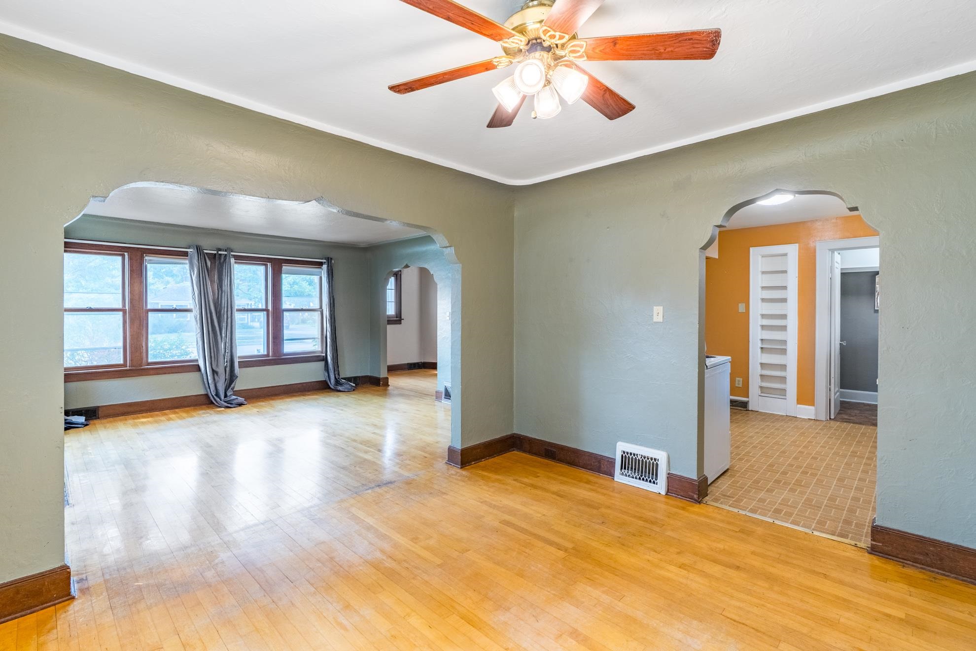 813 WESTERN AVENUE, Mosinee, Wisconsin 54455, 3 Bedrooms Bedrooms, ,1 BathroomBathrooms,Residential,For Sale,813 WESTERN AVENUE,22603892
