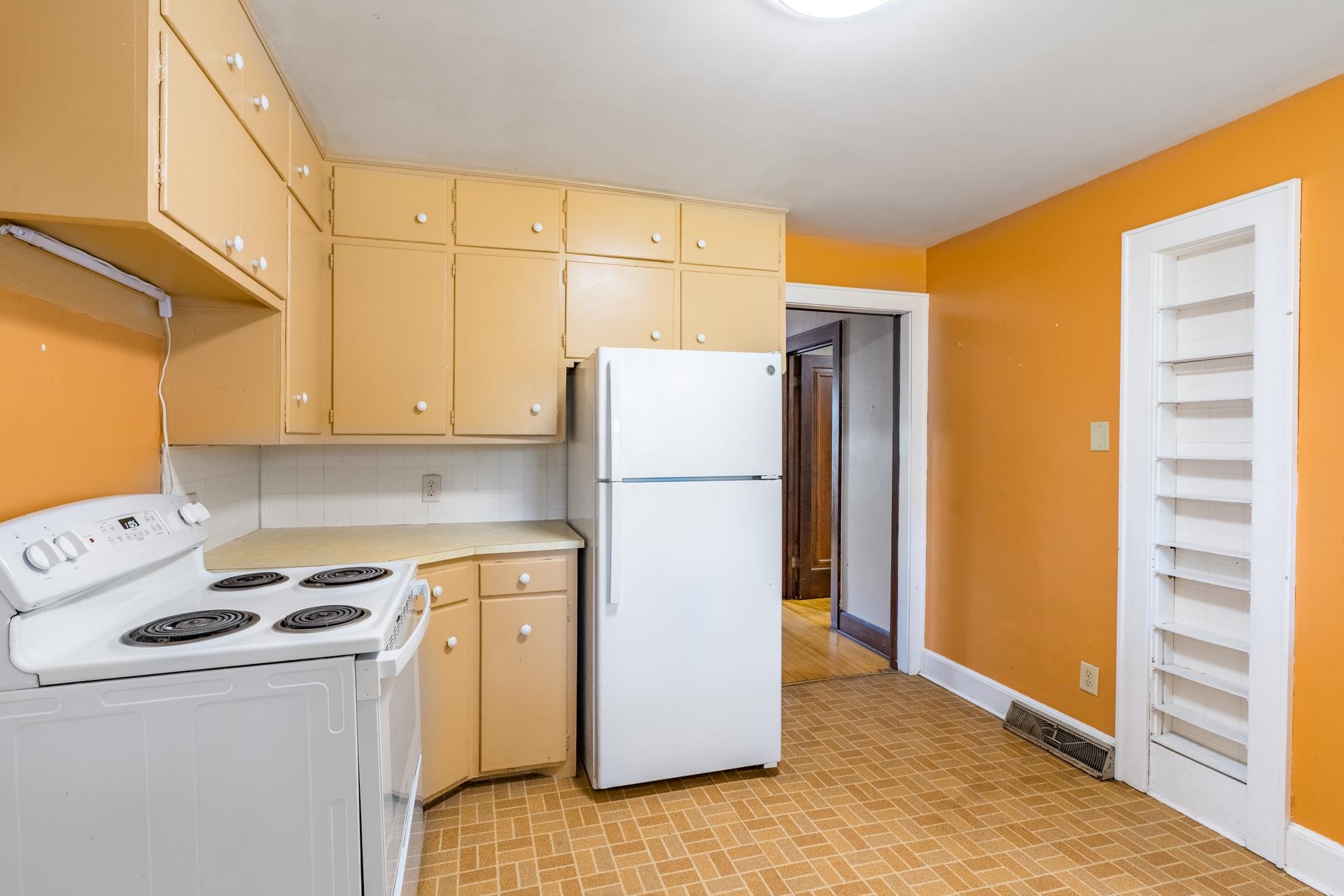 813 WESTERN AVENUE, Mosinee, Wisconsin 54455, 3 Bedrooms Bedrooms, ,1 BathroomBathrooms,Residential,For Sale,813 WESTERN AVENUE,22603892