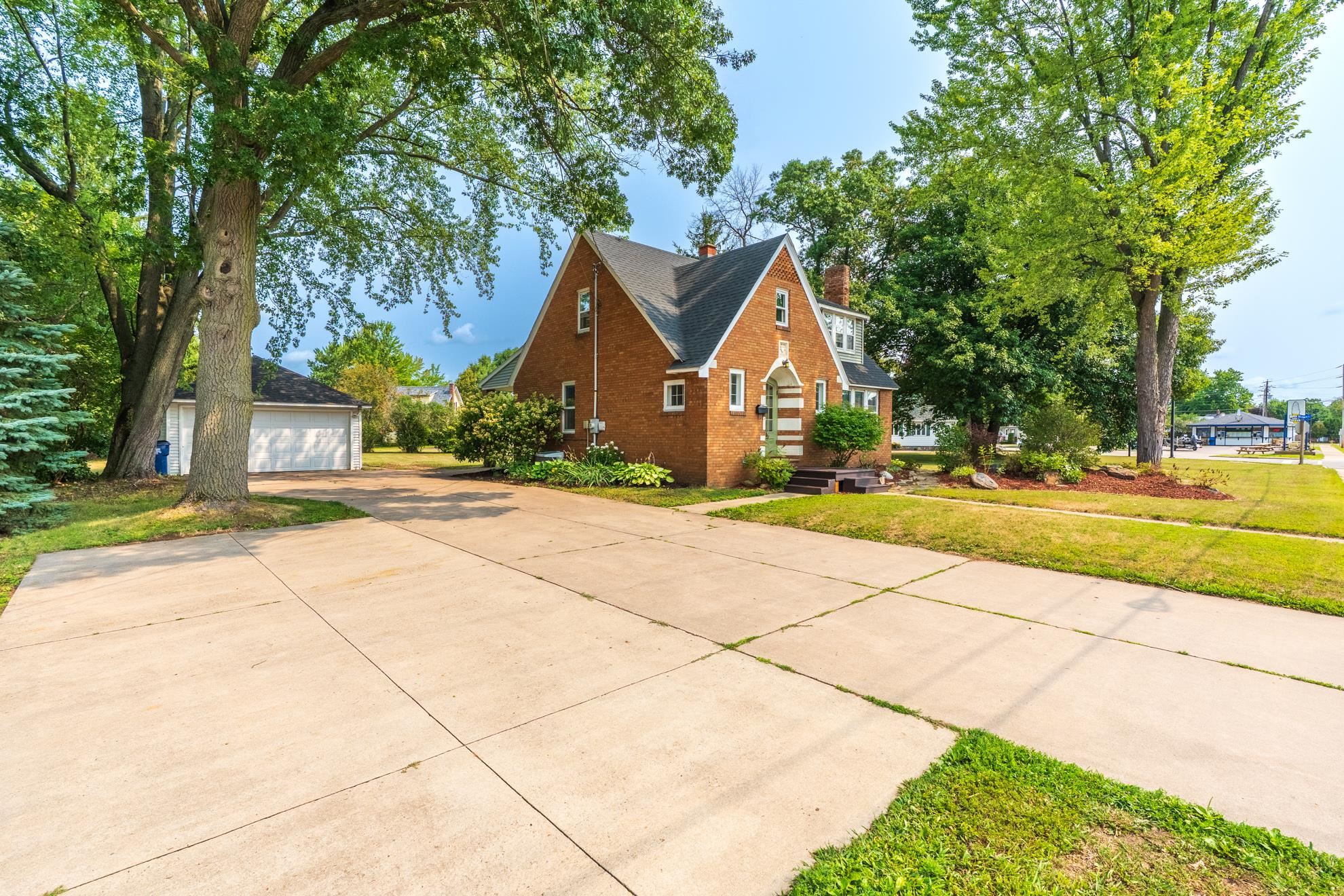 813 WESTERN AVENUE, Mosinee, Wisconsin 54455, 3 Bedrooms Bedrooms, ,1 BathroomBathrooms,Residential,For Sale,813 WESTERN AVENUE,22603892