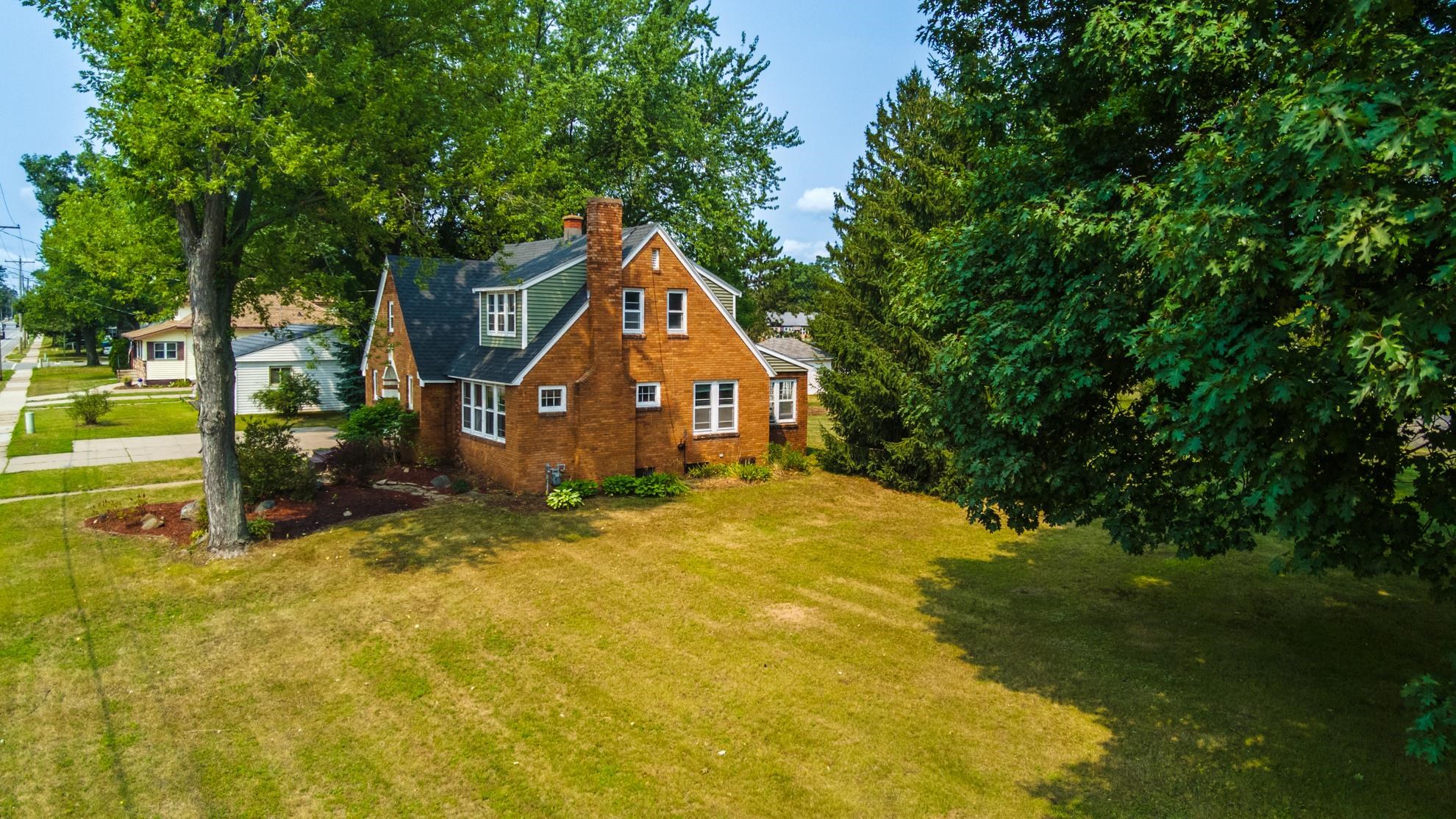 813 WESTERN AVENUE, Mosinee, Wisconsin 54455, 3 Bedrooms Bedrooms, ,1 BathroomBathrooms,Residential,For Sale,813 WESTERN AVENUE,22603892
