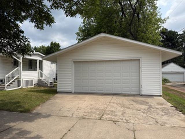 803 E BRIDGE STREET, Wausau, Wisconsin 54403, 5 Bedrooms Bedrooms, ,1 BathroomBathrooms,Residential,For Sale,803 E BRIDGE STREET,22603893