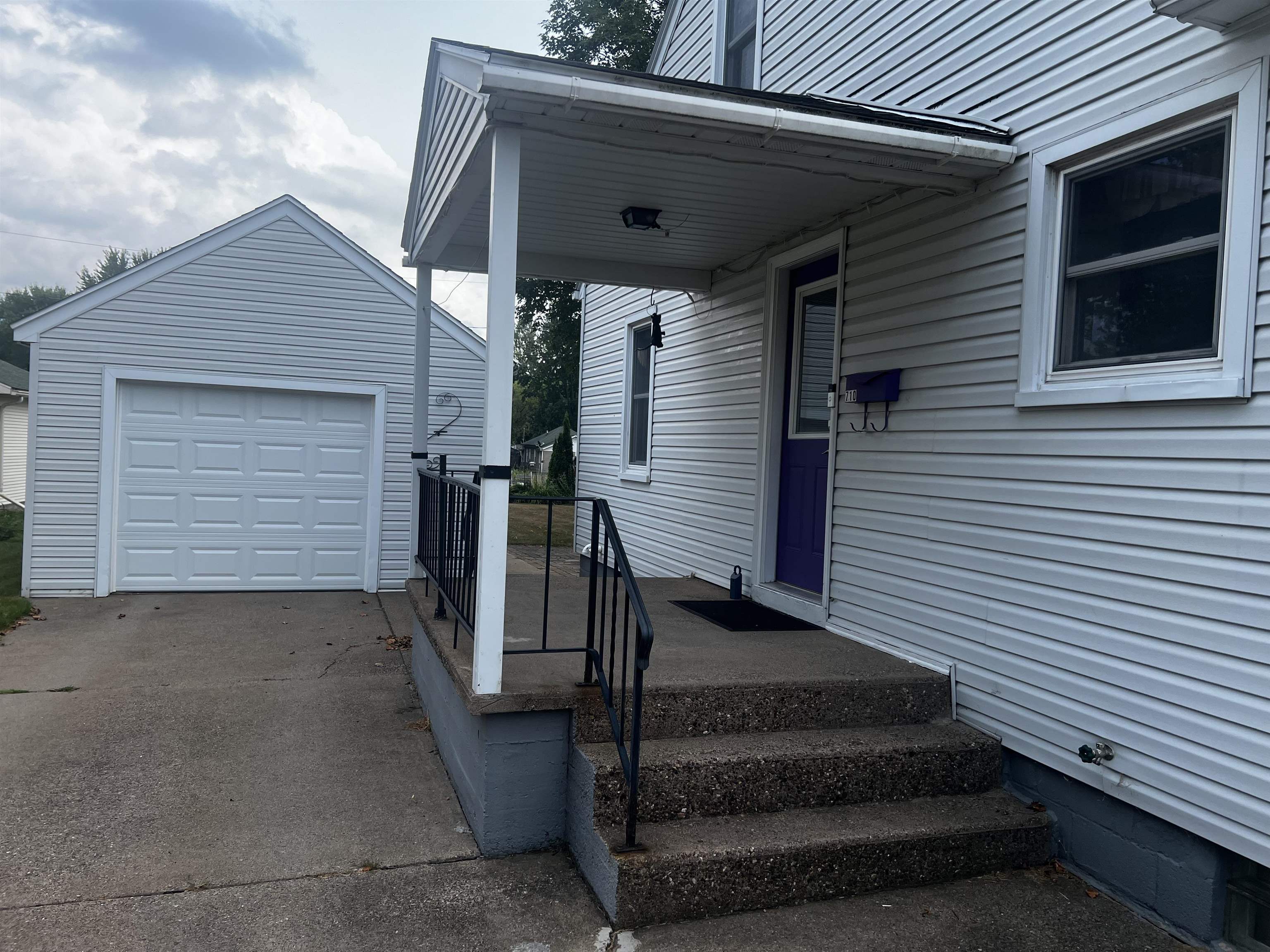 710 7TH STREET, Mosinee, Wisconsin 54455, 3 Bedrooms Bedrooms, ,2 BathroomsBathrooms,Residential,For Sale,710 7TH STREET,22603896
