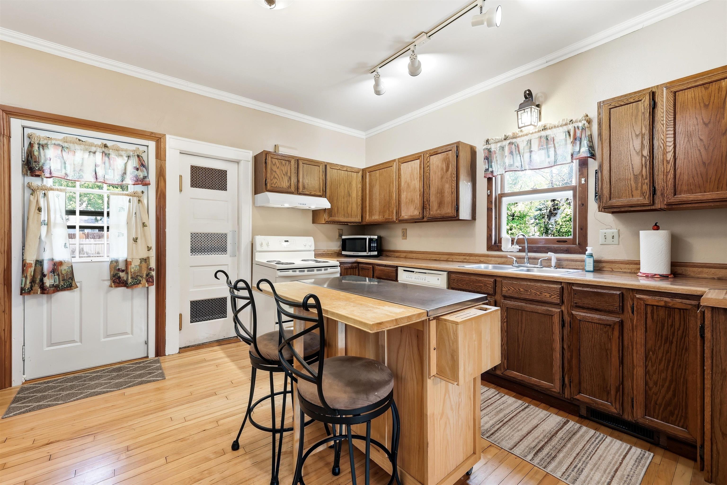 705 4TH STREET, Mosinee, Wisconsin 54455, 3 Bedrooms Bedrooms, ,1 BathroomBathrooms,Residential,For Sale,705 4TH STREET,22603897
