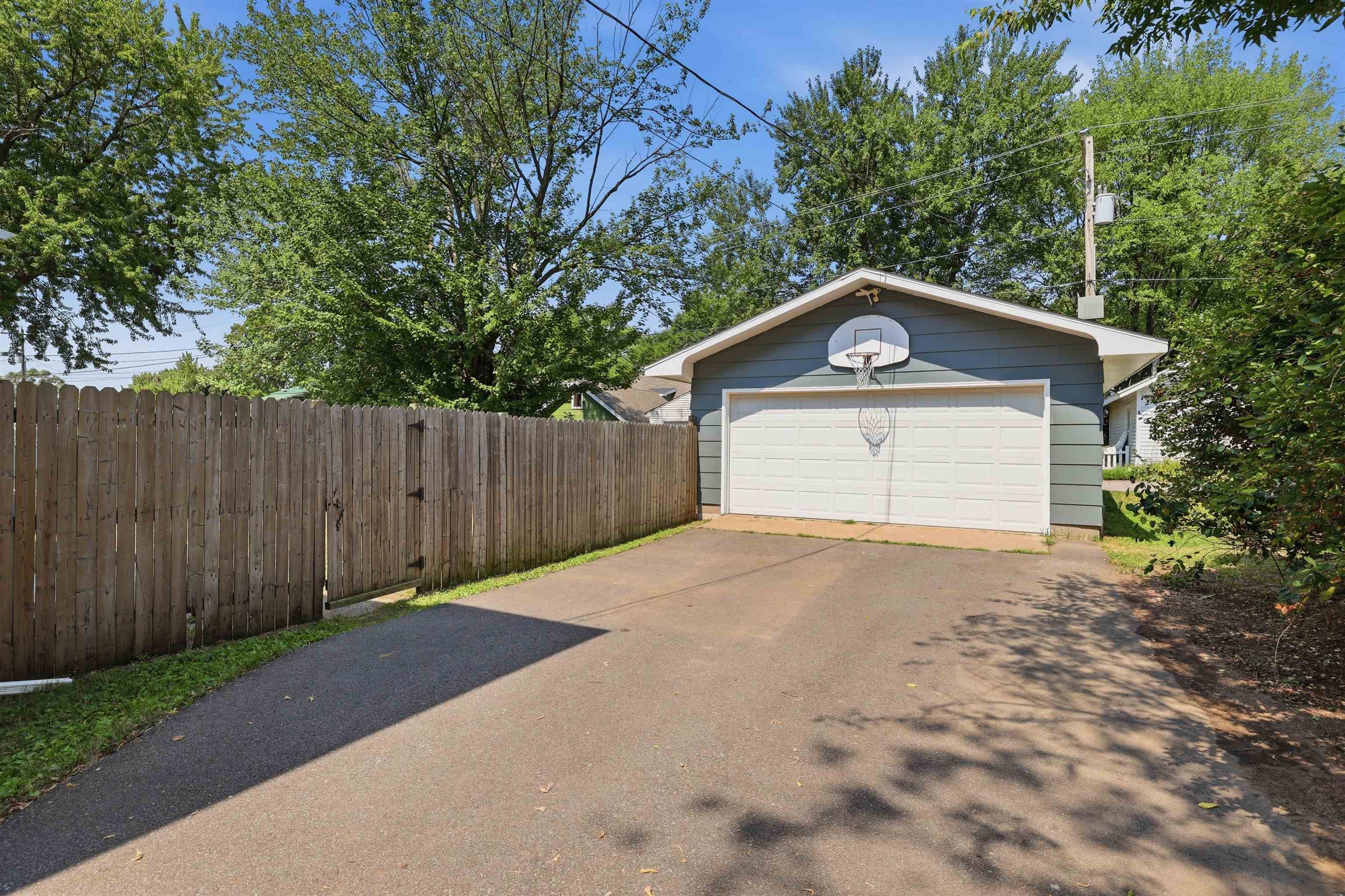 705 4TH STREET, Mosinee, Wisconsin 54455, 3 Bedrooms Bedrooms, ,1 BathroomBathrooms,Residential,For Sale,705 4TH STREET,22603897