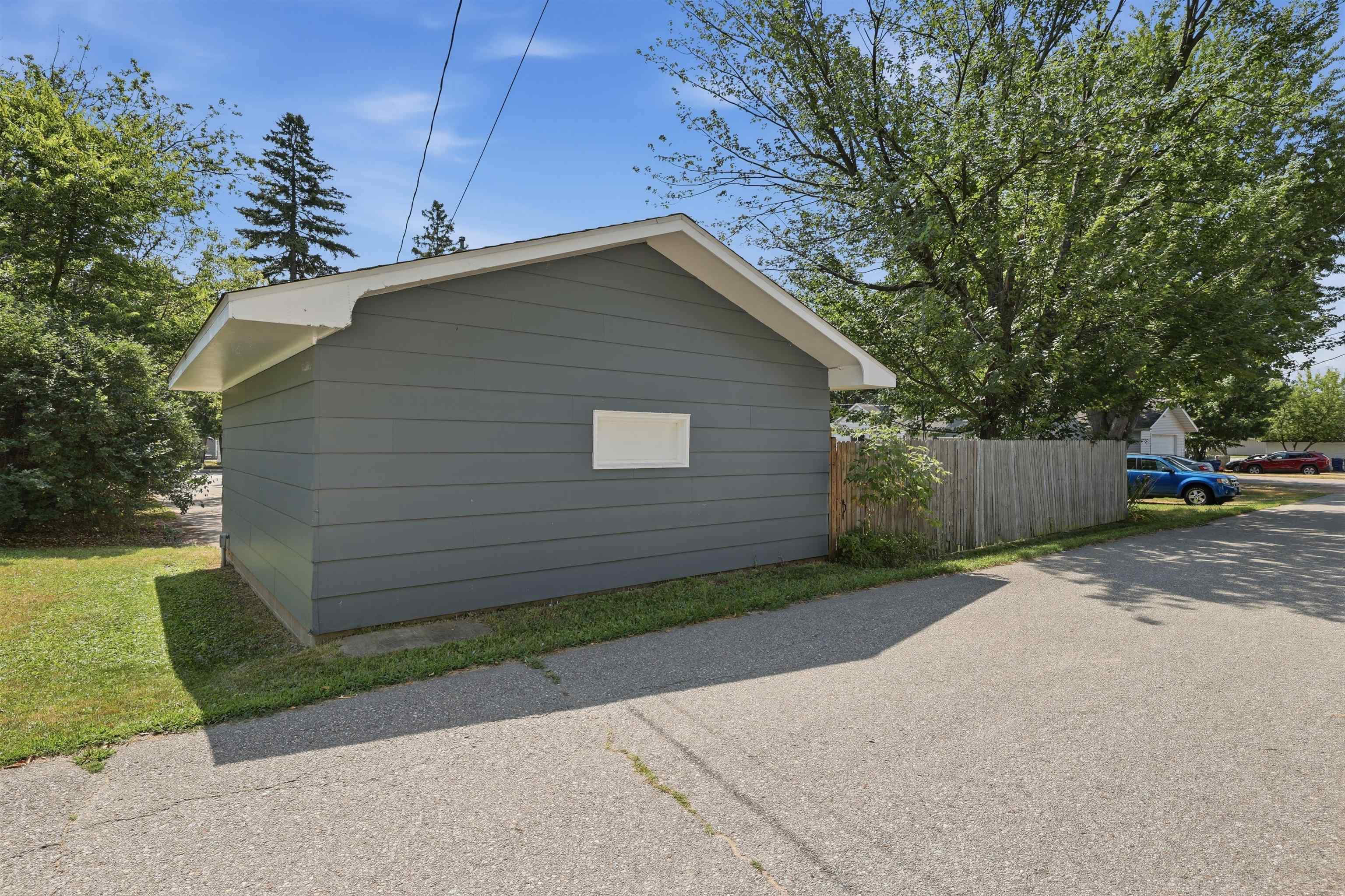 705 4TH STREET, Mosinee, Wisconsin 54455, 3 Bedrooms Bedrooms, ,1 BathroomBathrooms,Residential,For Sale,705 4TH STREET,22603897