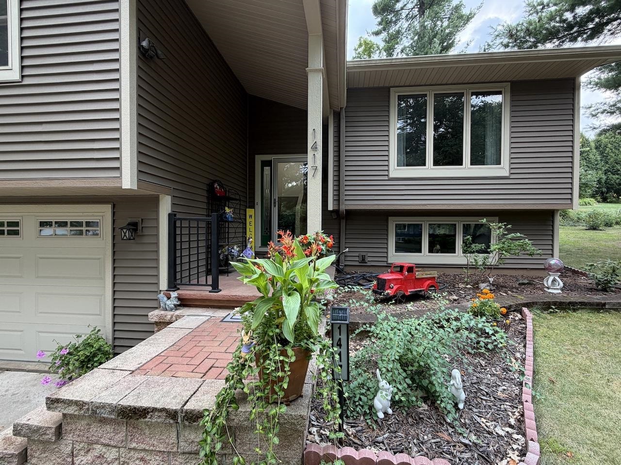 1417 MAPLE HILL ROAD, Wausau, Wisconsin 54403, 4 Bedrooms Bedrooms, ,2 BathroomsBathrooms,Residential,For Sale,1417 MAPLE HILL ROAD,22603899