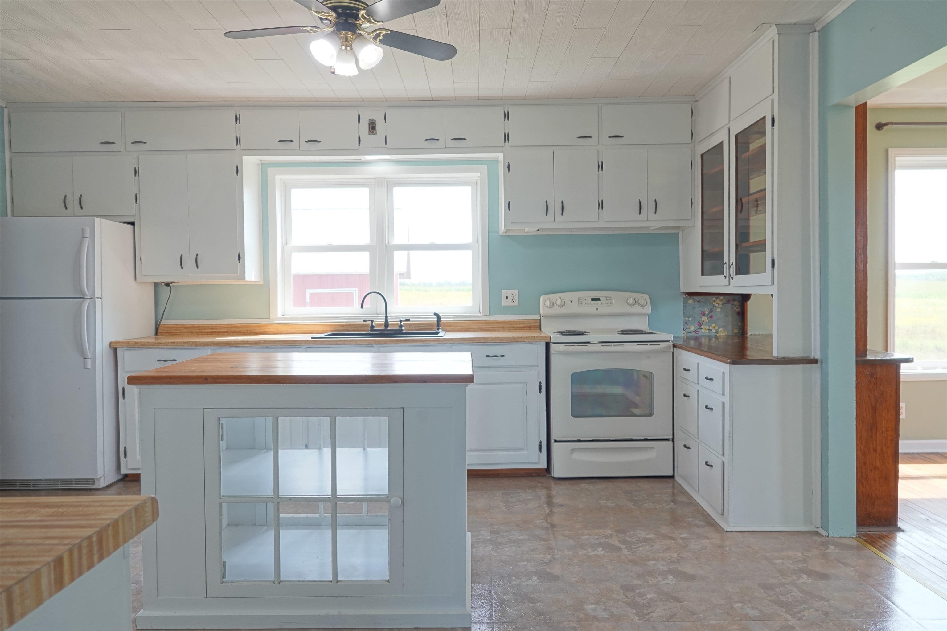 N3928 RIVER DRIVE, Medford, Wisconsin 54451, 4 Bedrooms Bedrooms, ,1 BathroomBathrooms,Residential,For Sale,N3928 RIVER DRIVE,22603901