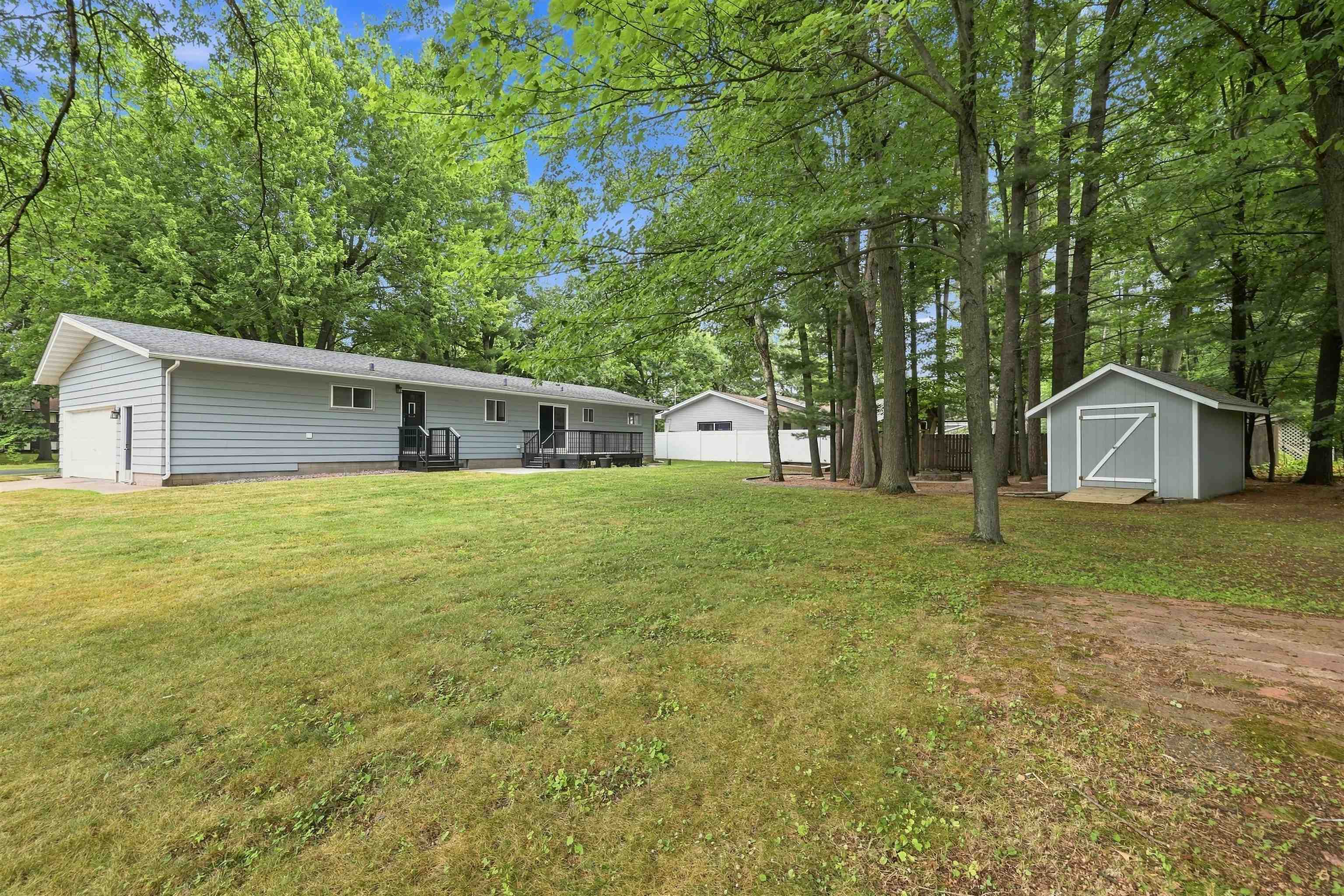 901 HARLYN AVENUE, Rothschild, Wisconsin 54474, 3 Bedrooms Bedrooms, ,1 BathroomBathrooms,Residential,For Sale,901 HARLYN AVENUE,22603902