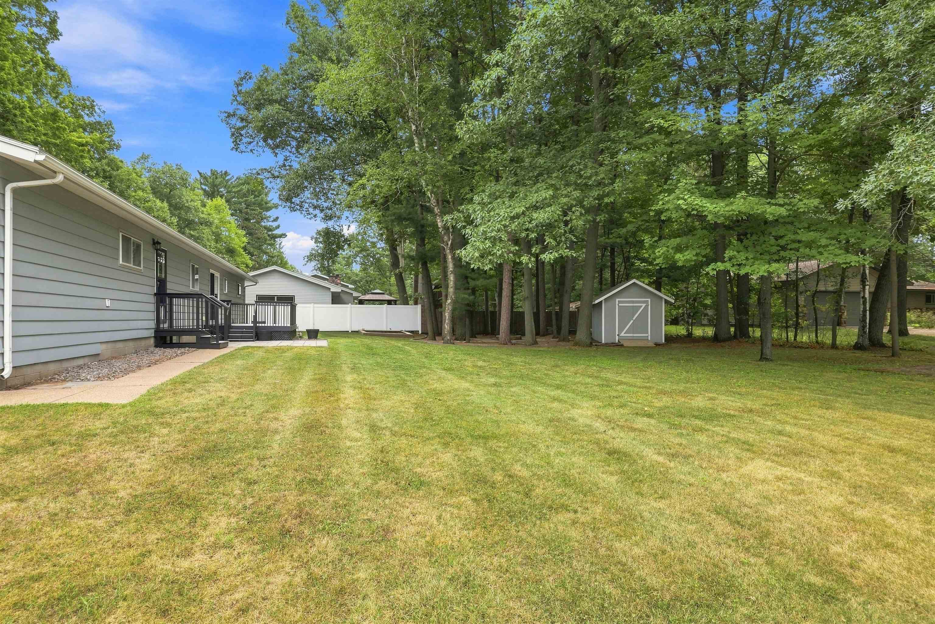 901 HARLYN AVENUE, Rothschild, Wisconsin 54474, 3 Bedrooms Bedrooms, ,1 BathroomBathrooms,Residential,For Sale,901 HARLYN AVENUE,22603902