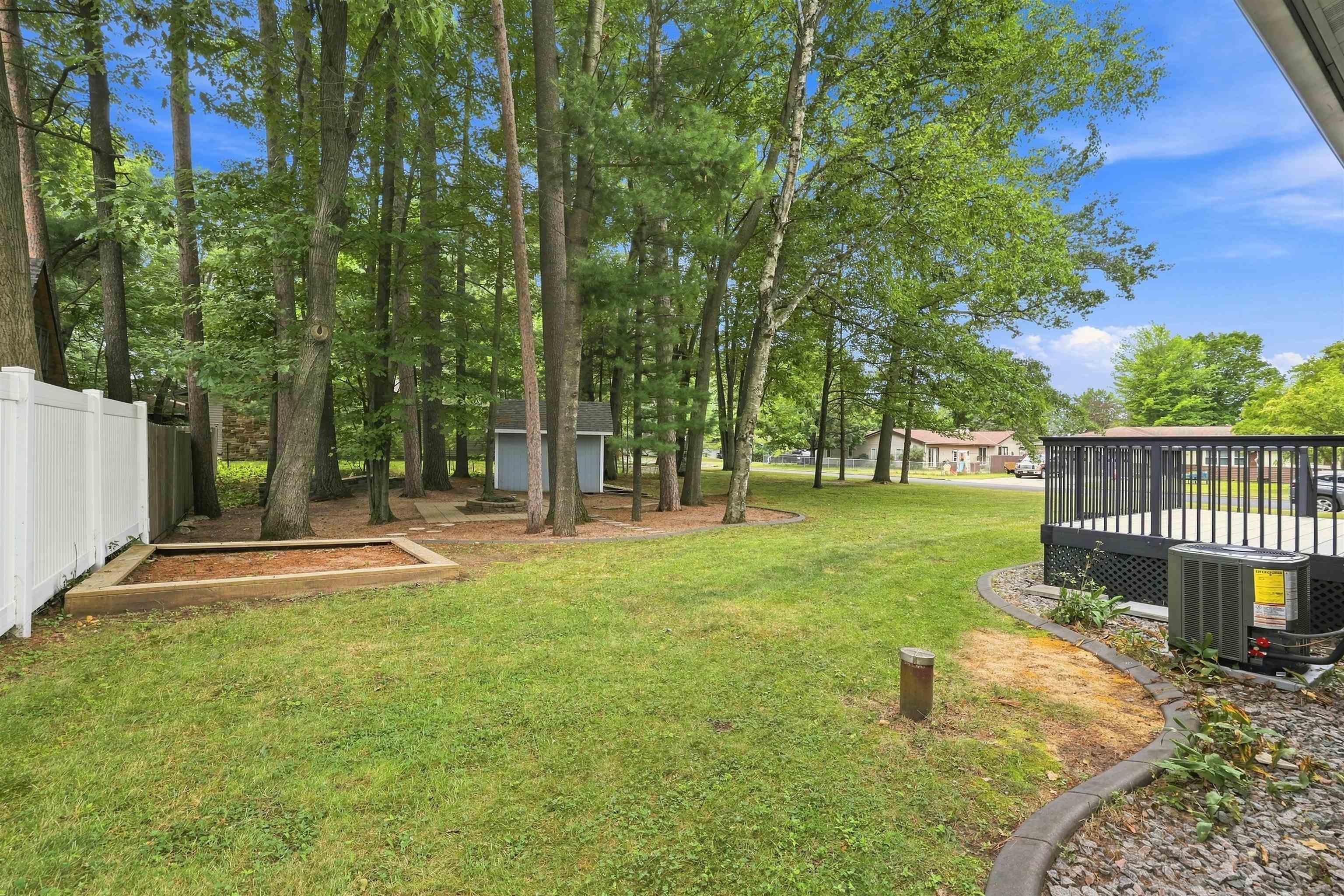 901 HARLYN AVENUE, Rothschild, Wisconsin 54474, 3 Bedrooms Bedrooms, ,1 BathroomBathrooms,Residential,For Sale,901 HARLYN AVENUE,22603902
