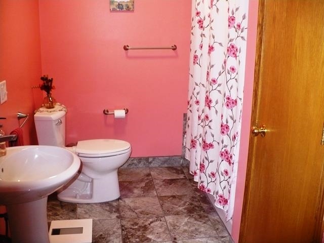N11453 WILDERNESS AVENUE, Thorp, Wisconsin 54771, 4 Bedrooms Bedrooms, ,2 BathroomsBathrooms,Residential,For Sale,N11453 WILDERNESS AVENUE,22603904