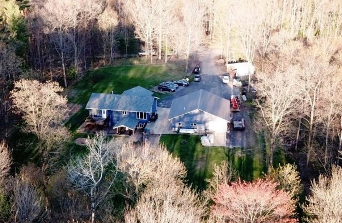 N11453 WILDERNESS AVENUE, Thorp, Wisconsin 54771, 4 Bedrooms Bedrooms, ,2 BathroomsBathrooms,Residential,For Sale,N11453 WILDERNESS AVENUE,22603904