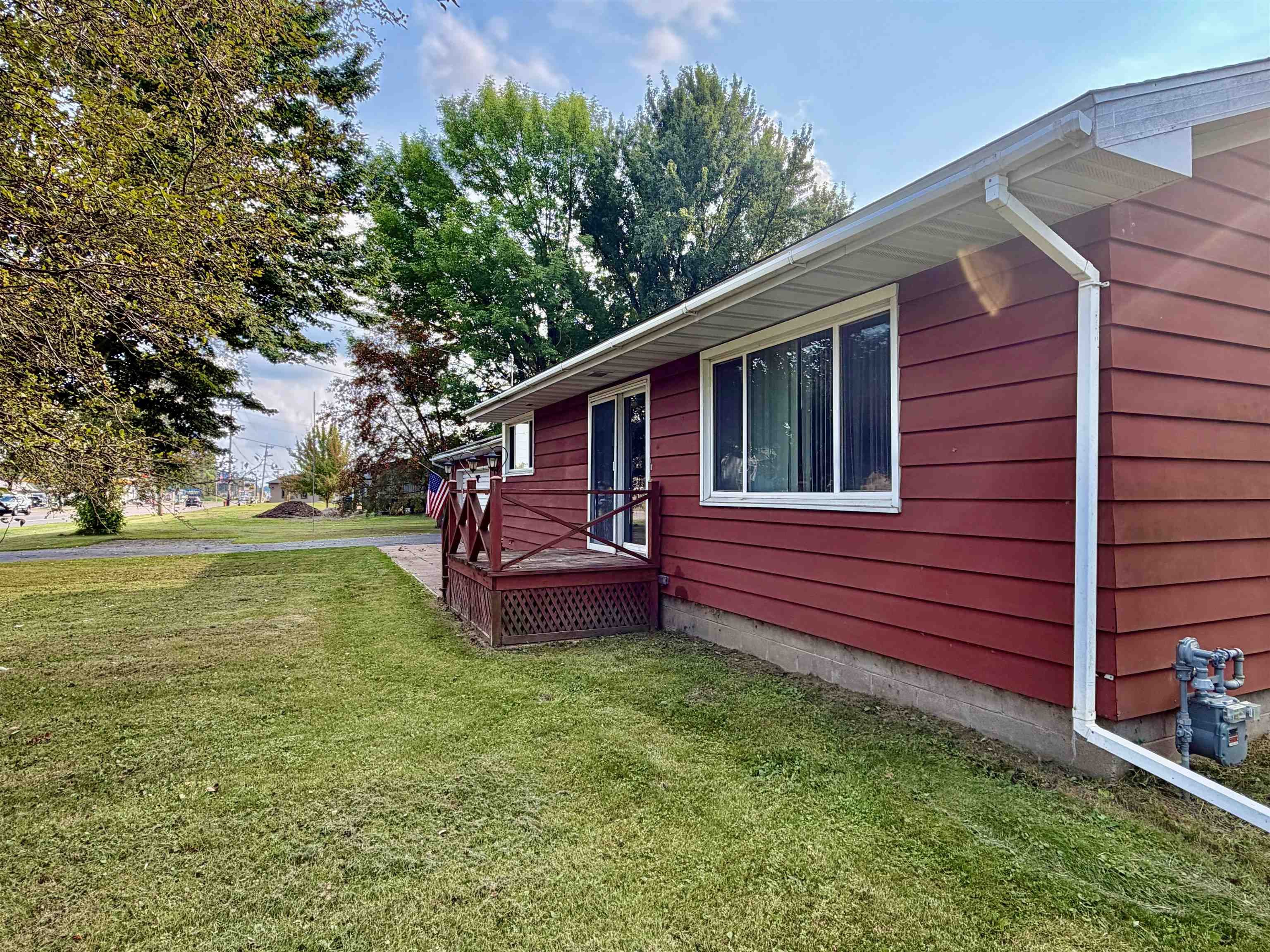 479 HIGHWAY 45, Birnamwood, Wisconsin 54414, 3 Bedrooms Bedrooms, ,1 BathroomBathrooms,Residential,For Sale,479 HIGHWAY 45,22603905