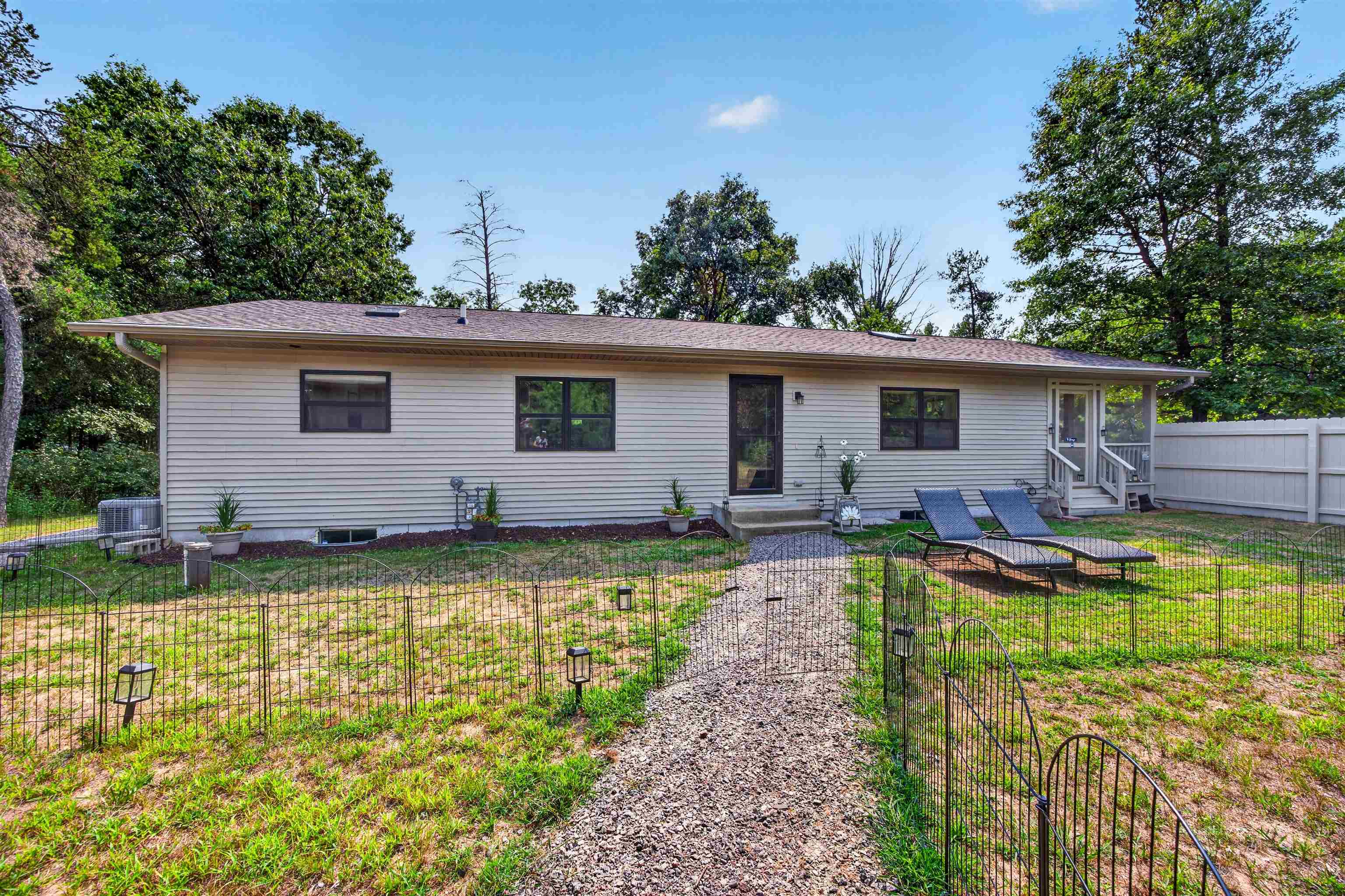 358/360 WHITE WATERS TRAIL, Nekoosa, Wisconsin 54457, 2 Bedrooms Bedrooms, ,3 BathroomsBathrooms,Residential,For Sale,358/360 WHITE WATERS TRAIL,22603906