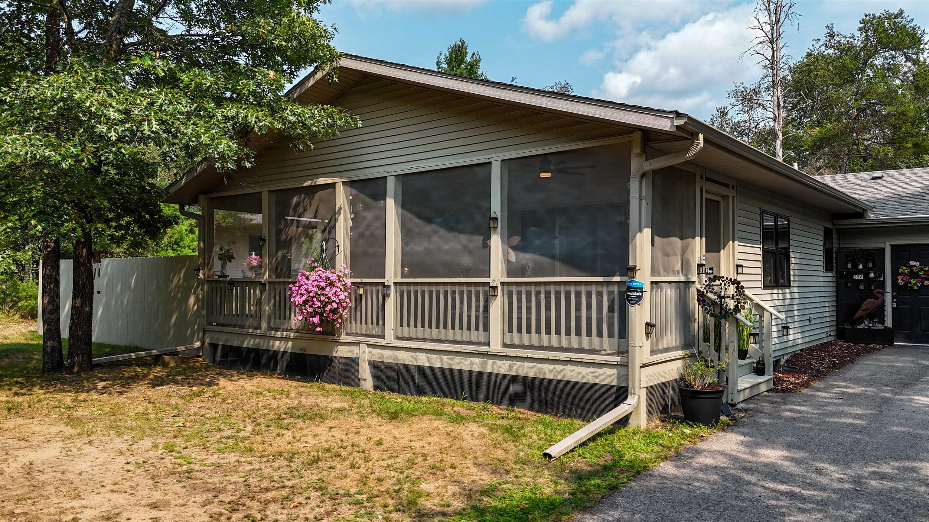 358/360 WHITE WATERS TRAIL, Nekoosa, Wisconsin 54457, 2 Bedrooms Bedrooms, ,3 BathroomsBathrooms,Residential,For Sale,358/360 WHITE WATERS TRAIL,22603906