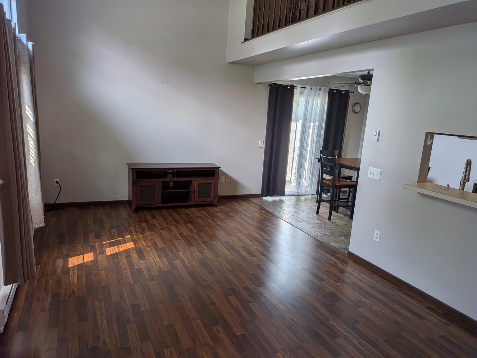 1006 SAWYER DRIVE, Marshfield, Wisconsin 54449, 1 Bedroom Bedrooms, 12 Rooms Rooms,1 BathroomBathrooms,Residential,For Sale,1006 SAWYER DRIVE,22603910