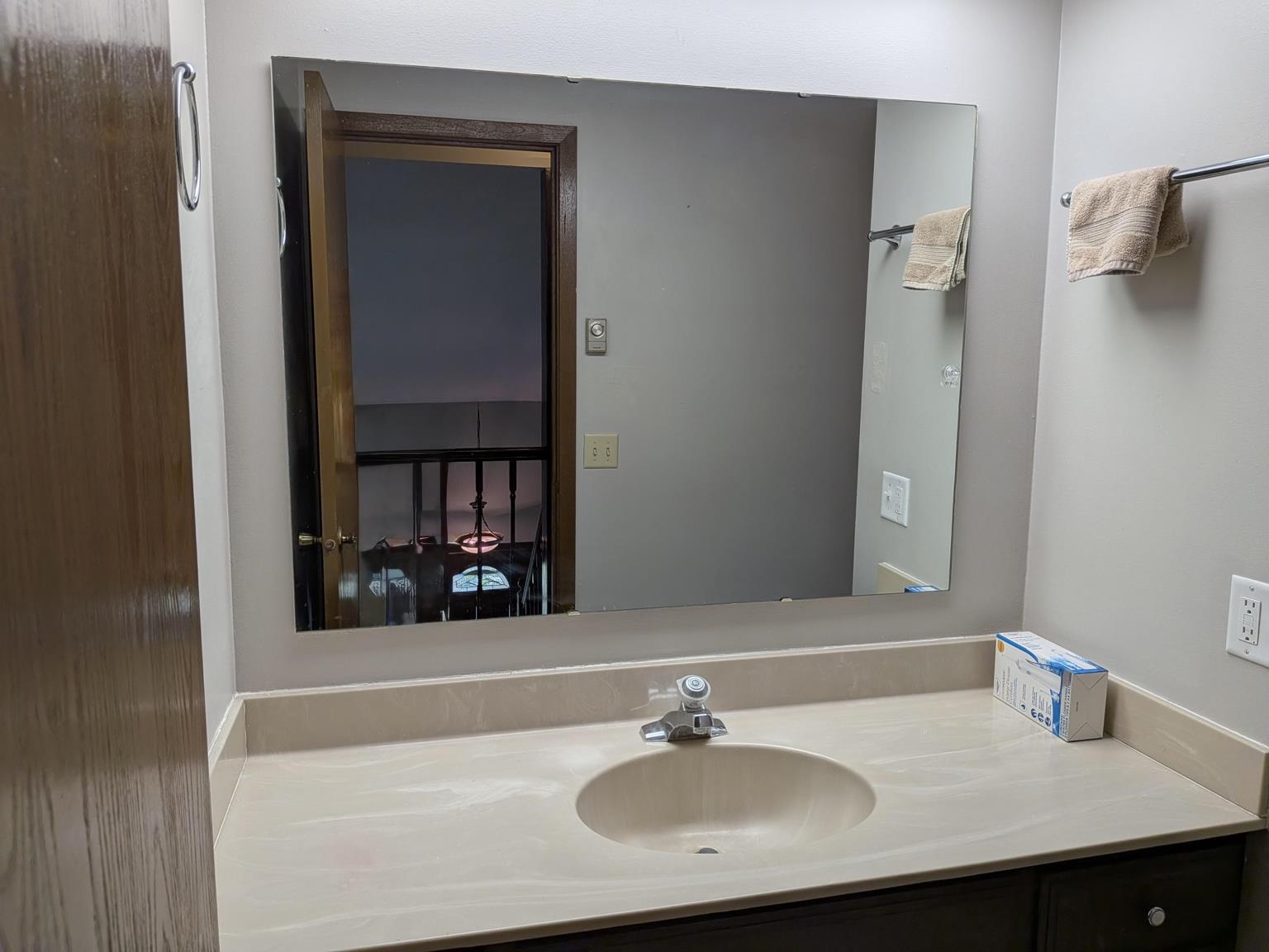 1006 SAWYER DRIVE, Marshfield, Wisconsin 54449, 1 Bedroom Bedrooms, 12 Rooms Rooms,1 BathroomBathrooms,Residential,For Sale,1006 SAWYER DRIVE,22603910
