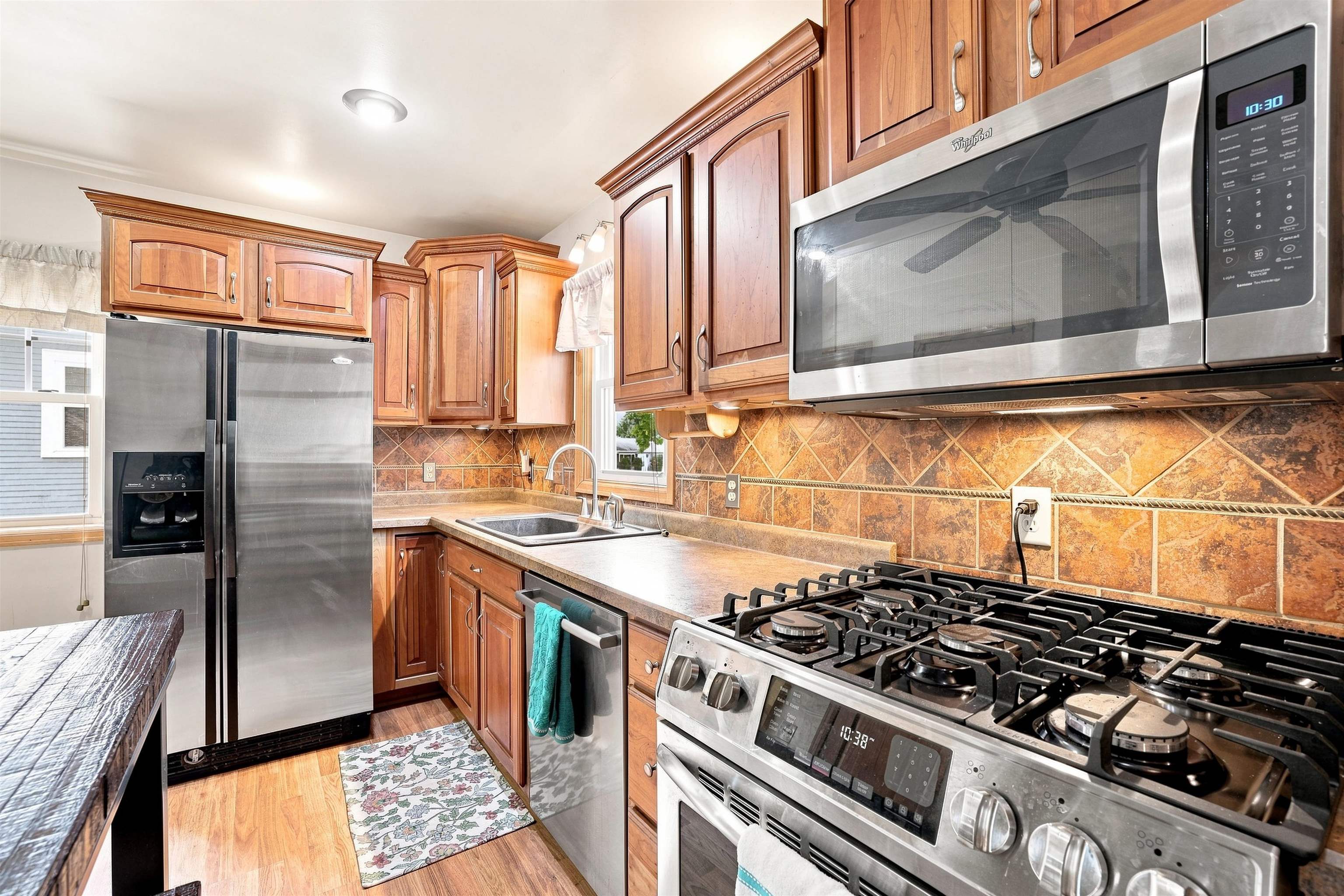 425 MEADOW STREET, Stevens Point, Wisconsin 54481, 4 Bedrooms Bedrooms, ,1 BathroomBathrooms,Residential,For Sale,425 MEADOW STREET,22603911