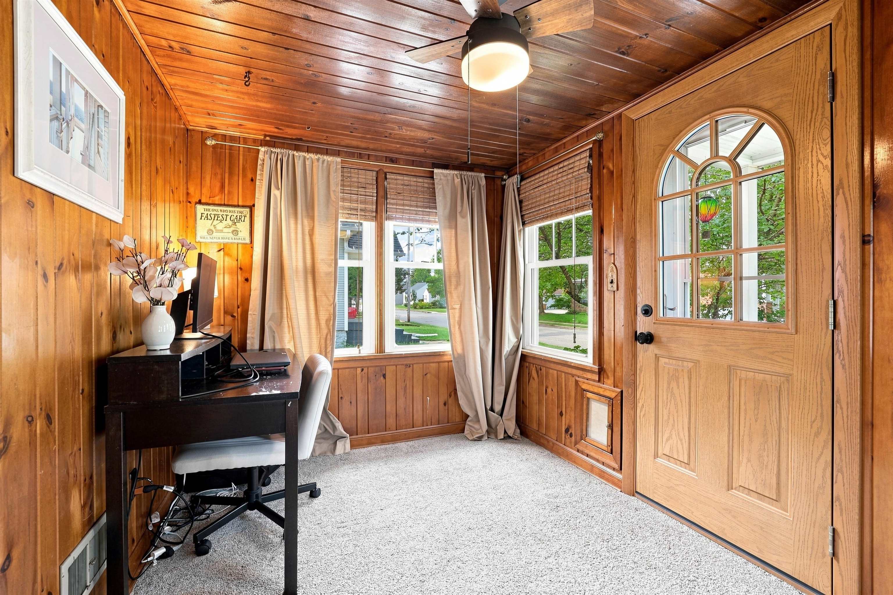 425 MEADOW STREET, Stevens Point, Wisconsin 54481, 4 Bedrooms Bedrooms, ,1 BathroomBathrooms,Residential,For Sale,425 MEADOW STREET,22603911