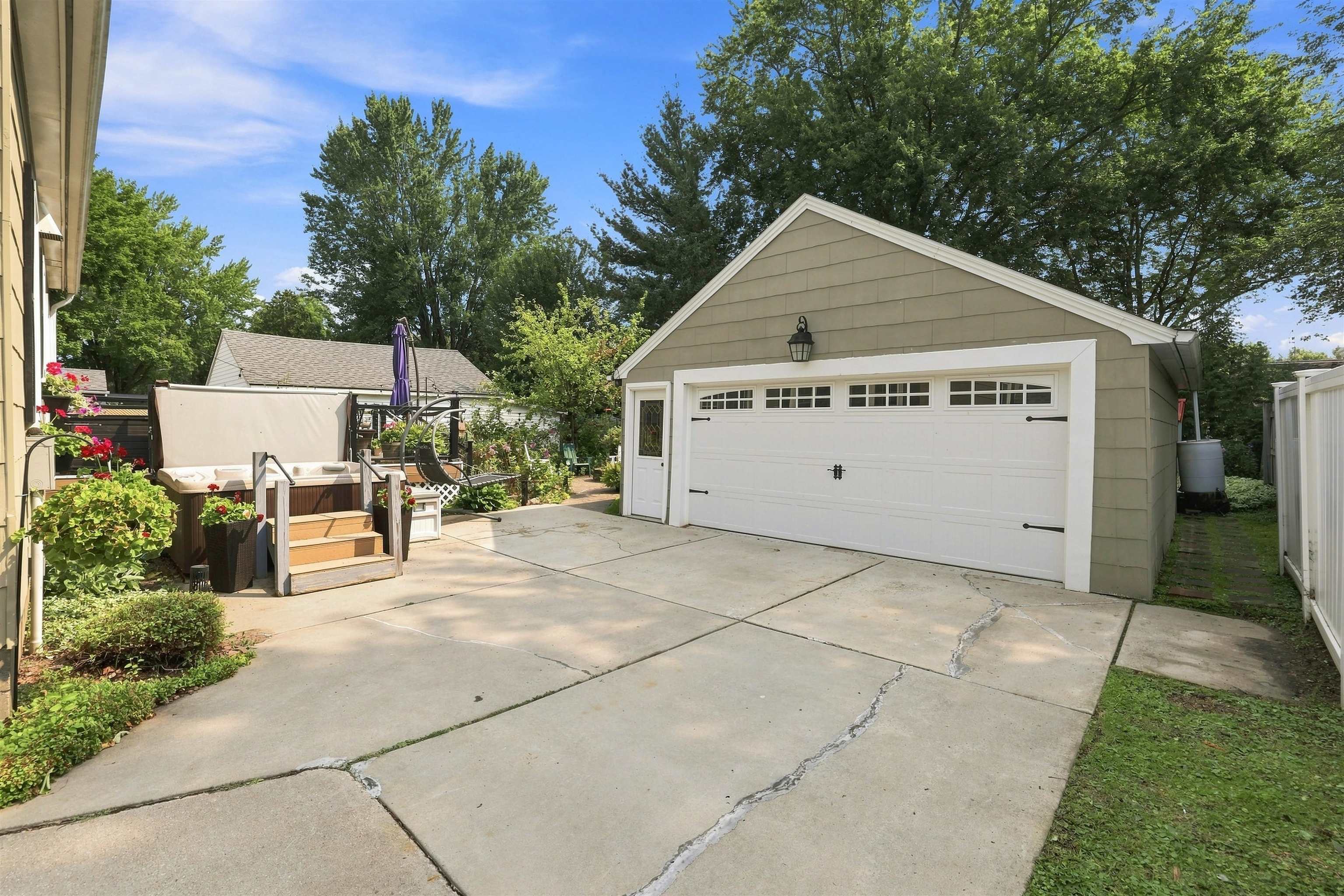 425 MEADOW STREET, Stevens Point, Wisconsin 54481, 4 Bedrooms Bedrooms, ,1 BathroomBathrooms,Residential,For Sale,425 MEADOW STREET,22603911