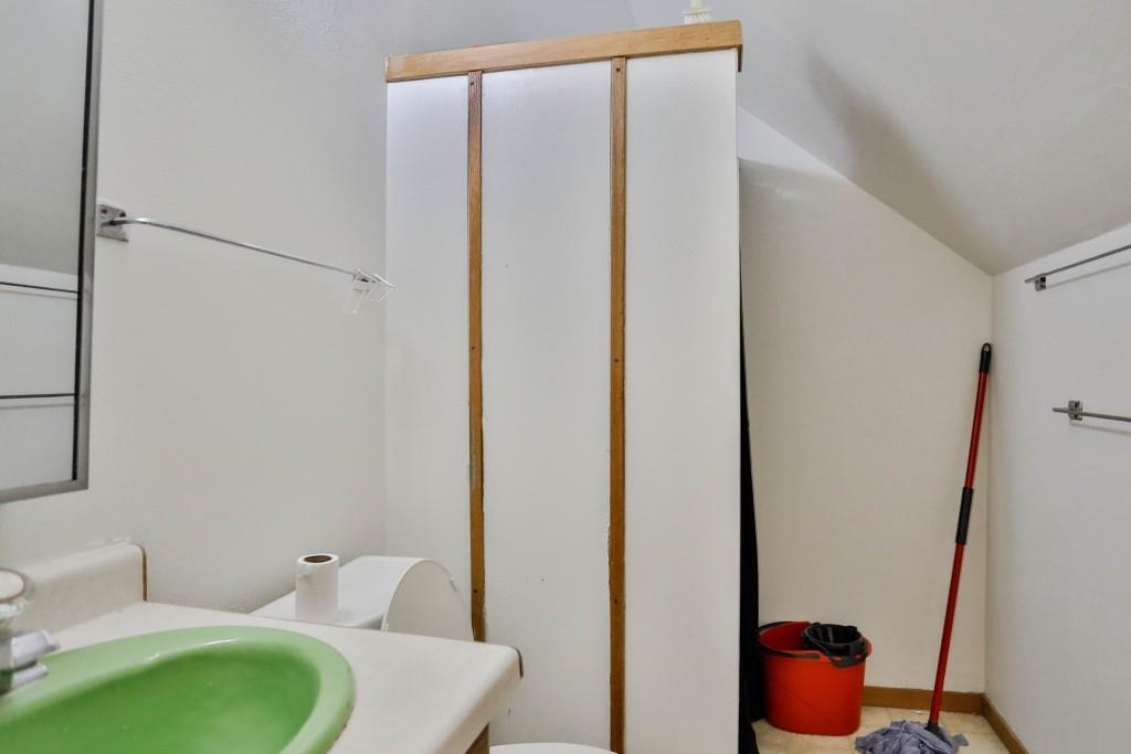 628 S 6TH AVENUE, Wausau, Wisconsin 54401, 2 Bedrooms Bedrooms, 4 Rooms Rooms,1 BathroomBathrooms,Multi-family,For Sale,628 S 6TH AVENUE,22603912