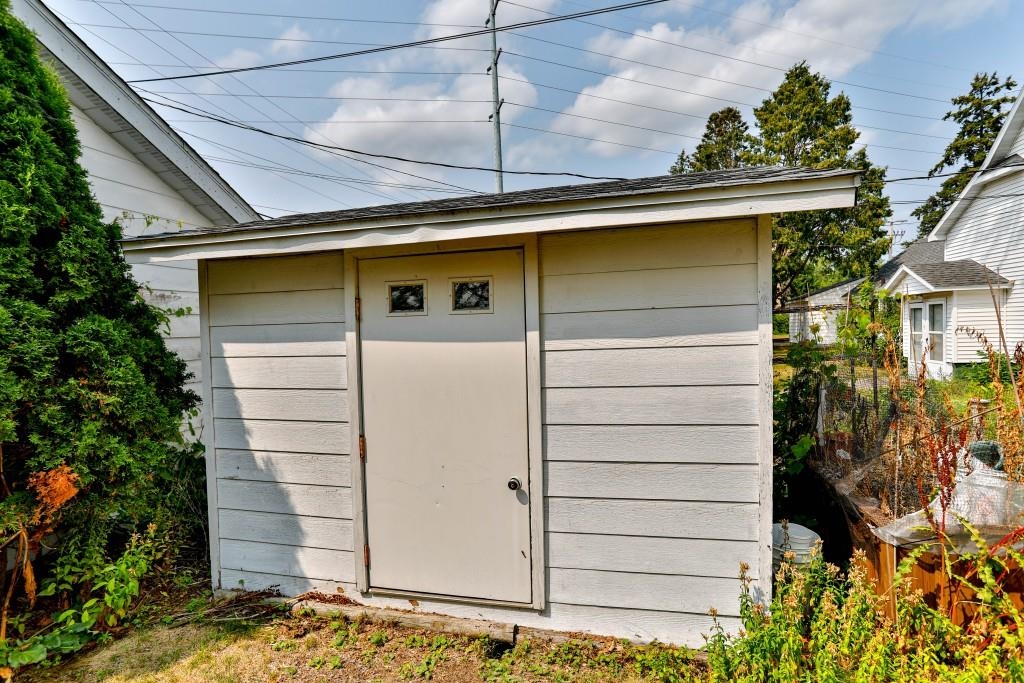 628 S 6TH AVENUE, Wausau, Wisconsin 54401, 2 Bedrooms Bedrooms, 4 Rooms Rooms,1 BathroomBathrooms,Multi-family,For Sale,628 S 6TH AVENUE,22603912