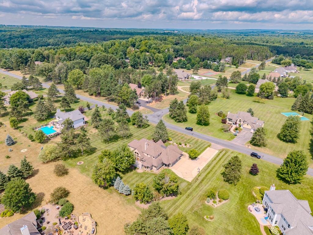 145839 WALDEN BOULEVARD, Wausau, Wisconsin 54401, 4 Bedrooms Bedrooms, ,2 BathroomsBathrooms,Residential,For Sale,145839 WALDEN BOULEVARD,22603916
