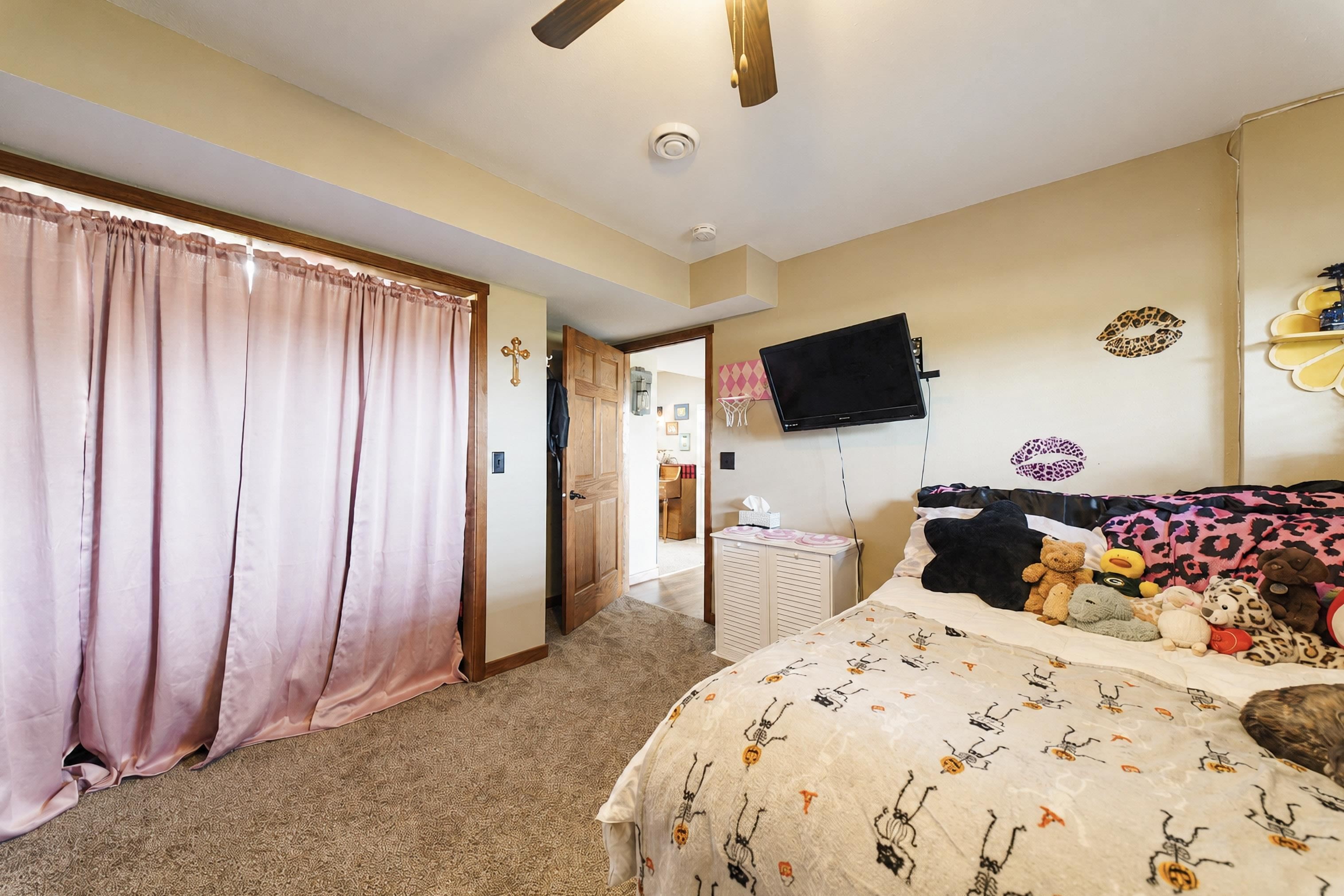 1409 ELLEN COURT, Merrill, Wisconsin 54452, 4 Bedrooms Bedrooms, ,3 BathroomsBathrooms,Residential,For Sale,1409 ELLEN COURT,22603917