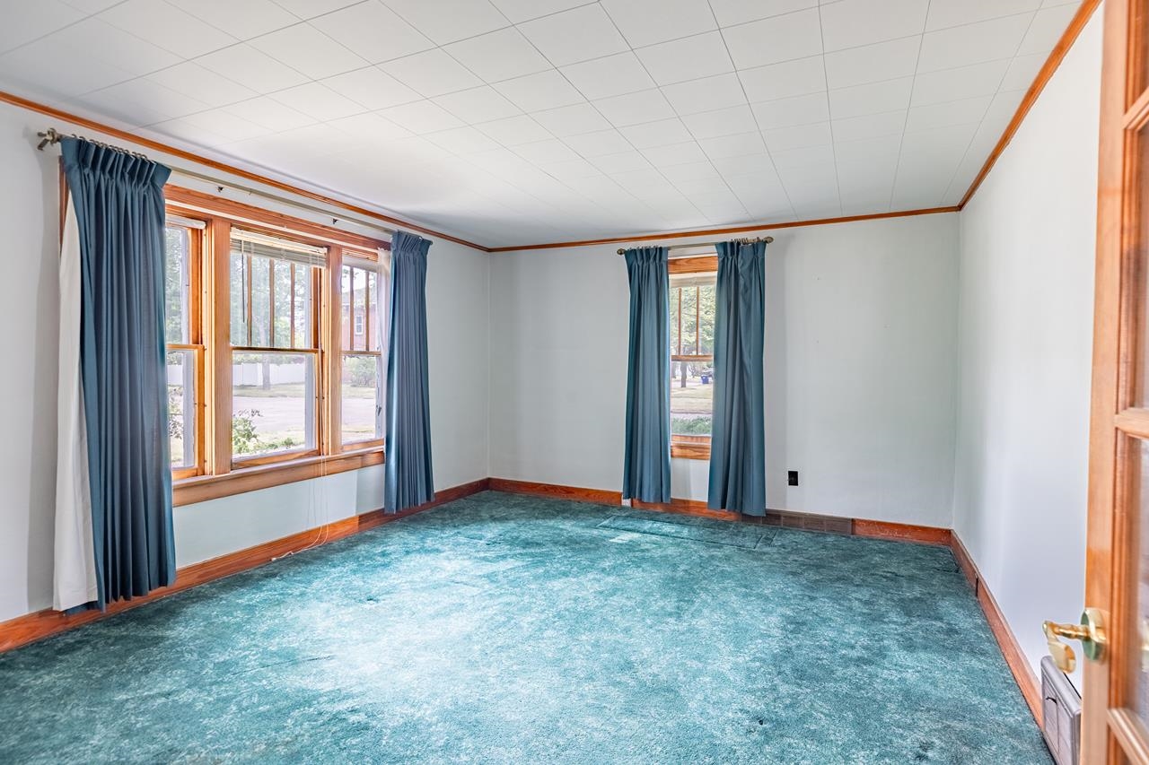 300 N STUYVESANT STREET, Merrill, Wisconsin 54452, 4 Bedrooms Bedrooms, ,1 BathroomBathrooms,Residential,For Sale,300 N STUYVESANT STREET,22603918