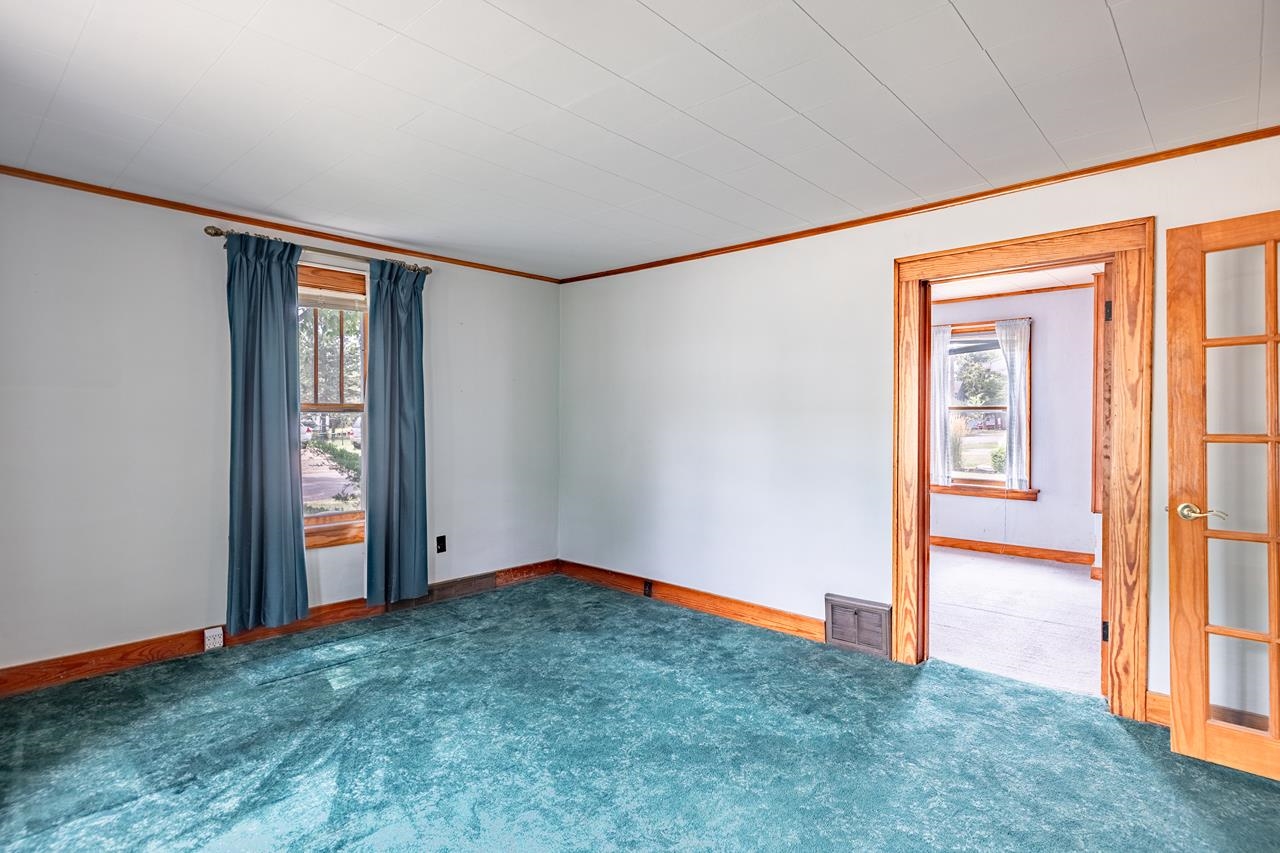 300 N STUYVESANT STREET, Merrill, Wisconsin 54452, 4 Bedrooms Bedrooms, ,1 BathroomBathrooms,Residential,For Sale,300 N STUYVESANT STREET,22603918