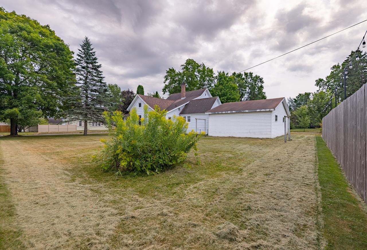 300 N STUYVESANT STREET, Merrill, Wisconsin 54452, 4 Bedrooms Bedrooms, ,1 BathroomBathrooms,Residential,For Sale,300 N STUYVESANT STREET,22603918