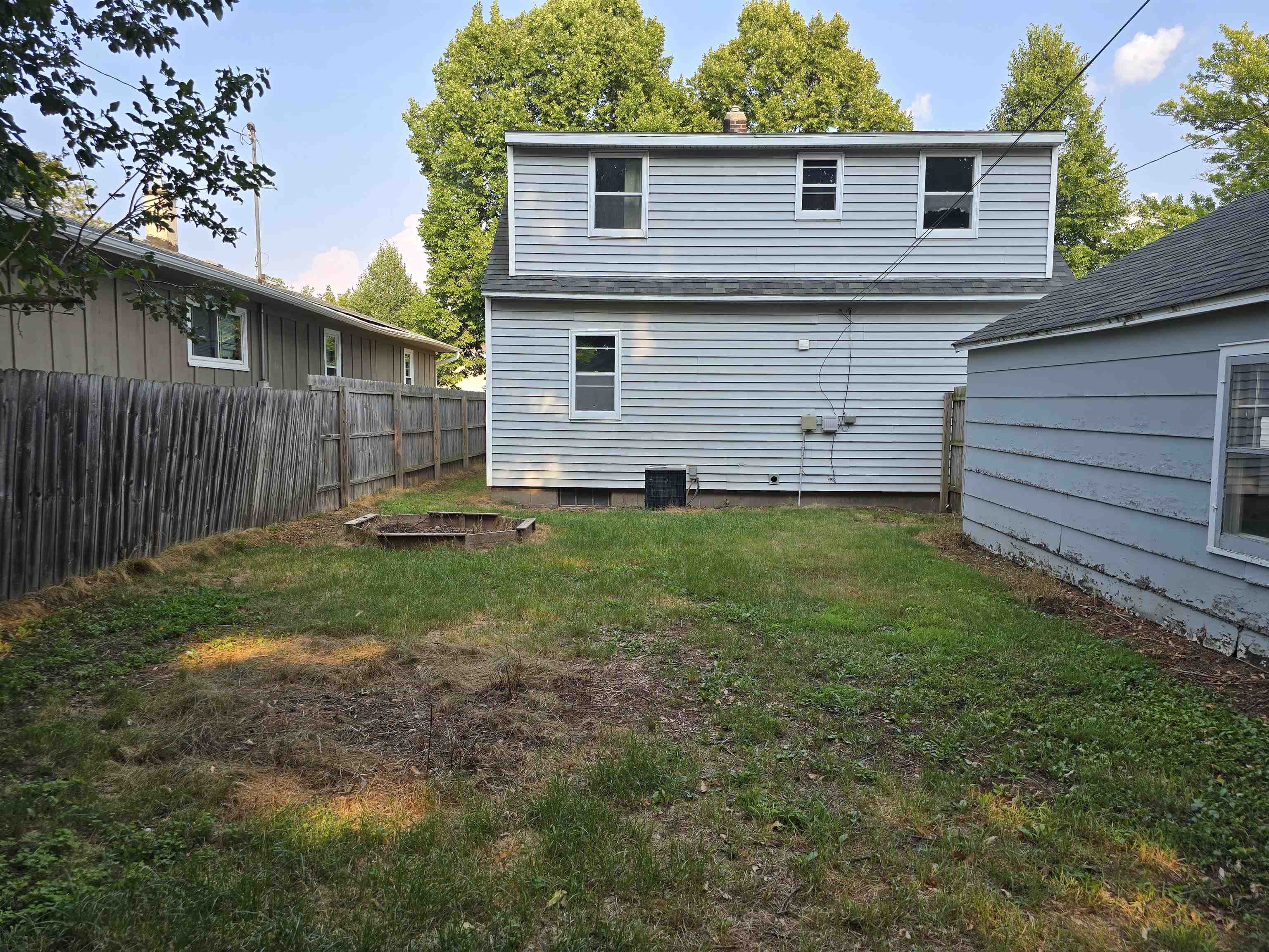 1206 S 8TH AVENUE, Wausau, Wisconsin 54401, 4 Bedrooms Bedrooms, ,1 BathroomBathrooms,Residential,For Sale,1206 S 8TH AVENUE,22603920