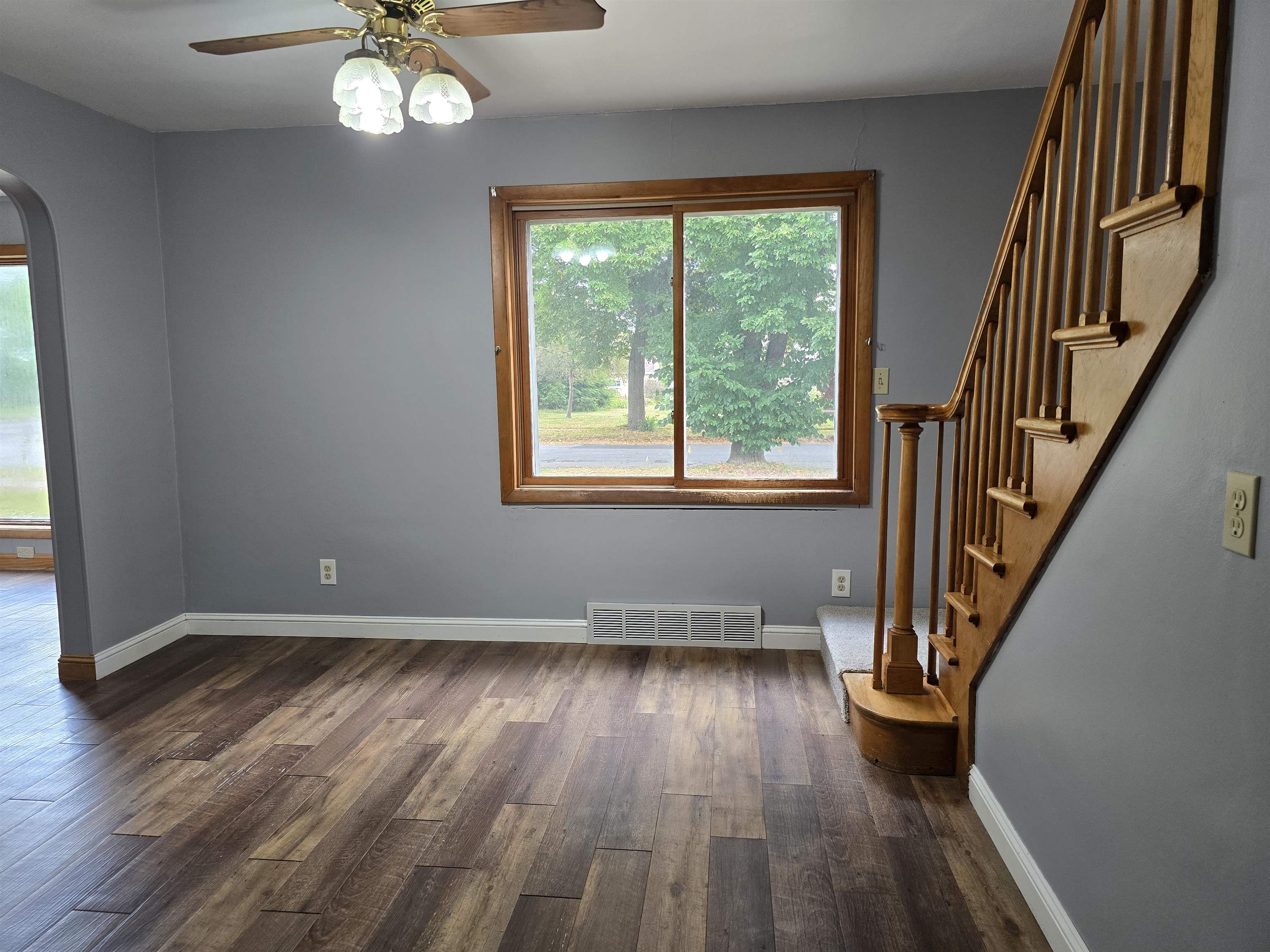 1206 S 8TH AVENUE, Wausau, Wisconsin 54401, 4 Bedrooms Bedrooms, ,1 BathroomBathrooms,Residential,For Sale,1206 S 8TH AVENUE,22603920